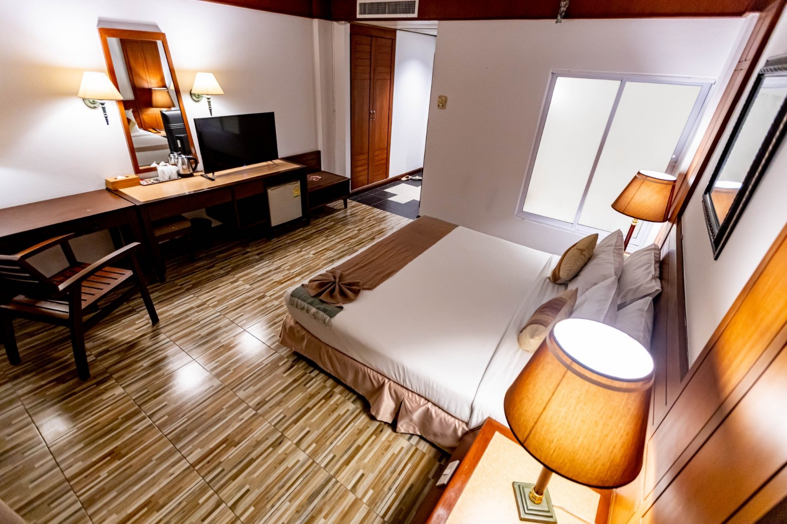 At Ayutthaya Hotel