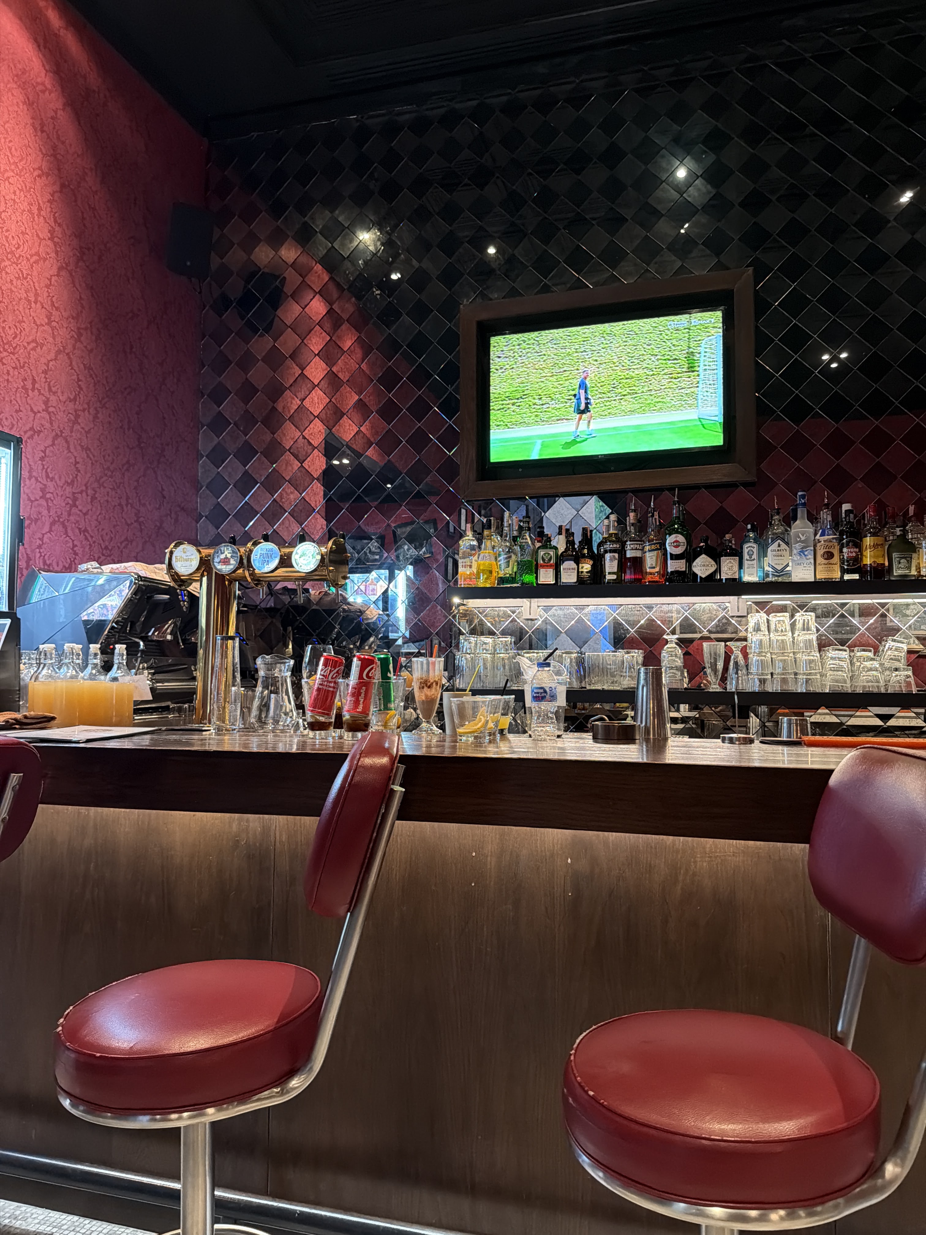 25 Degrees Burger Bar