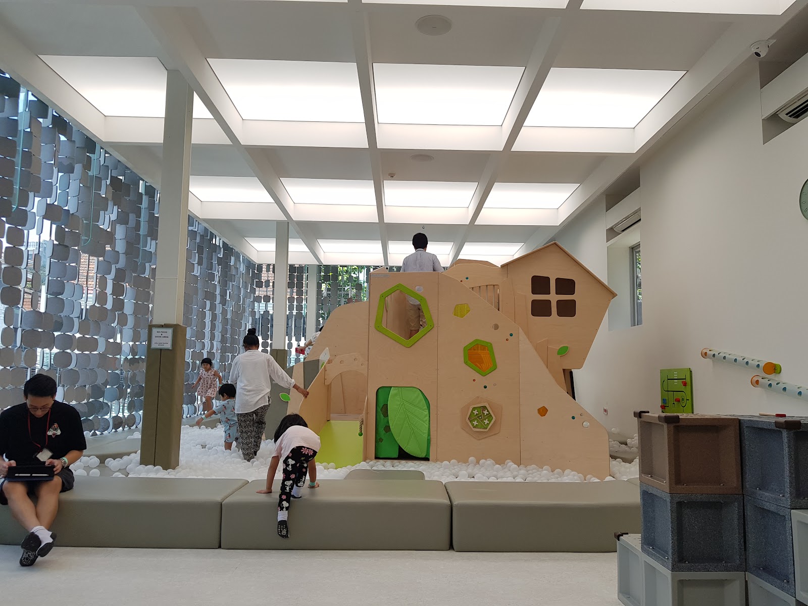 49 PLAYSCAPE