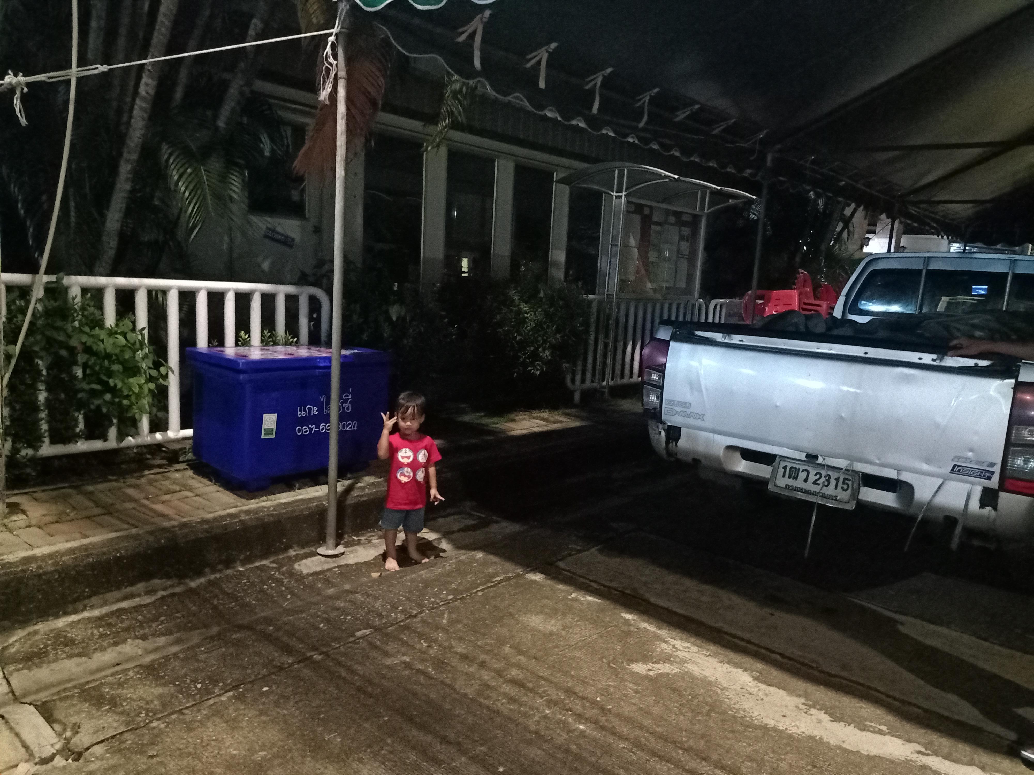 Baan Klang Muang Sukhumvit 77