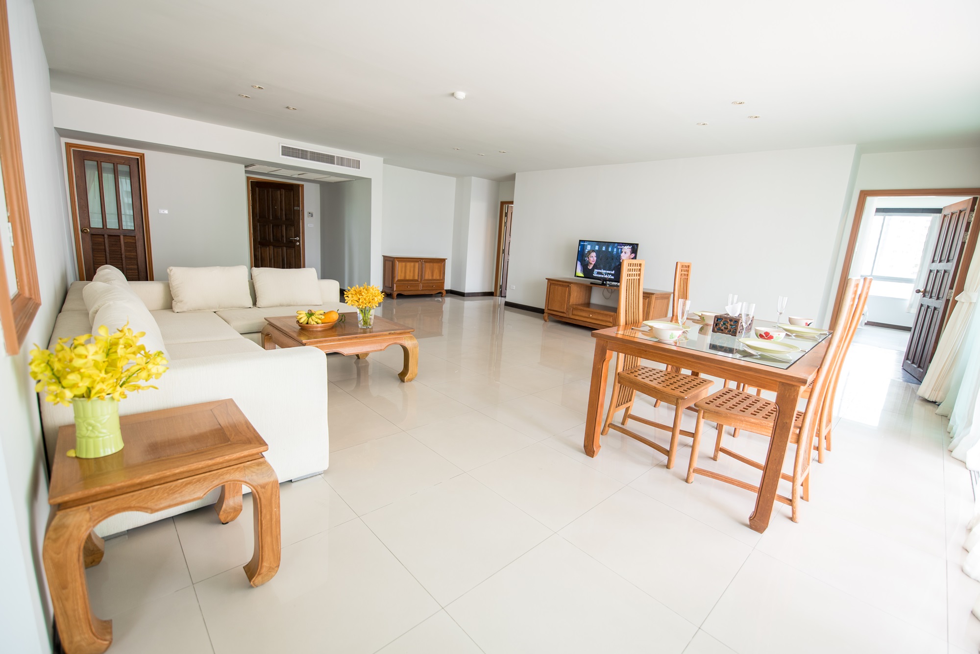 Baan Thirapa Apartment Home