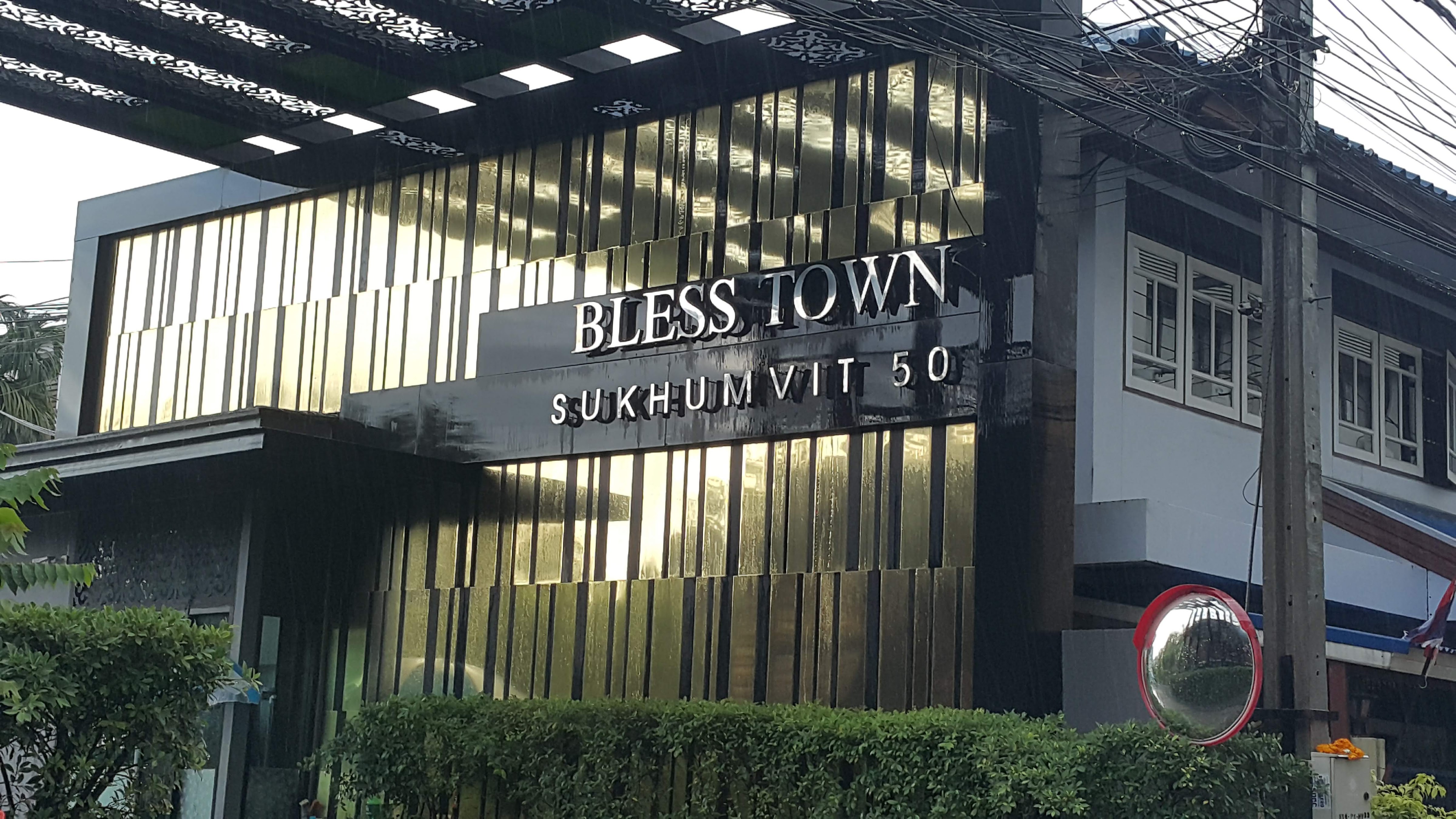 Bless Town Sukhumvit 50