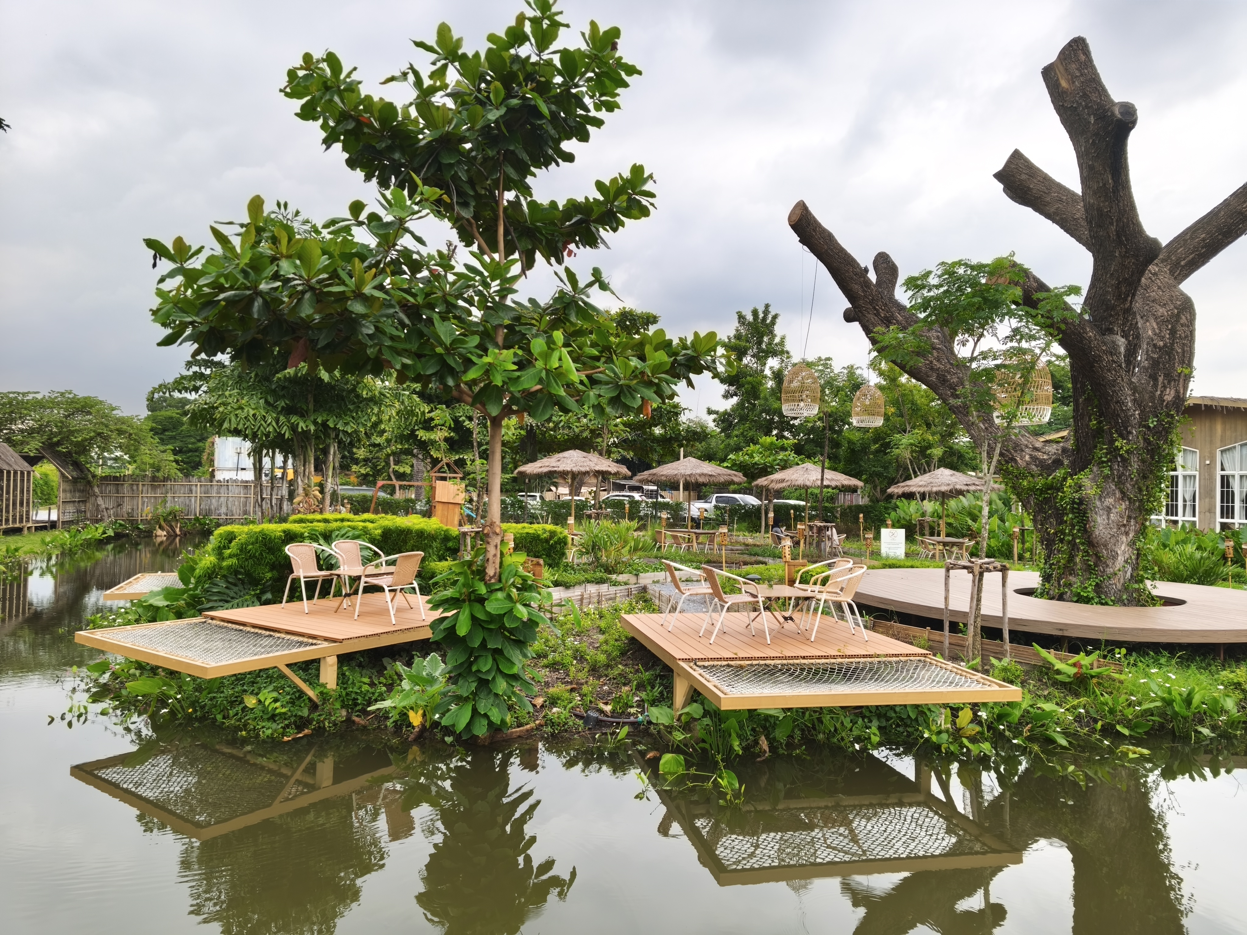 Cafe Ban Nok by Ple Venus