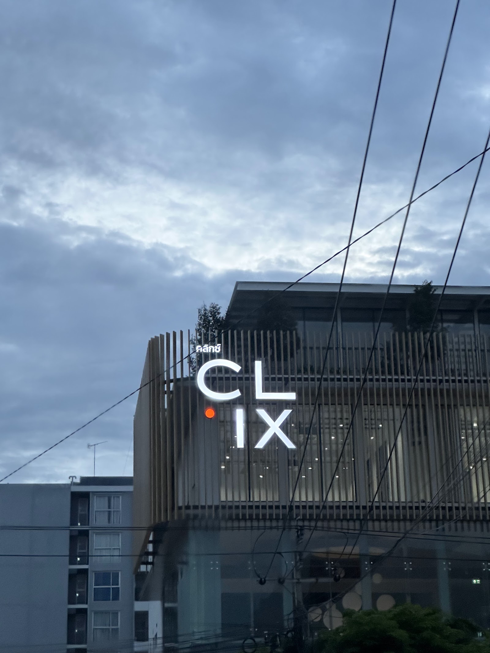 CLIX - : Office for Rent