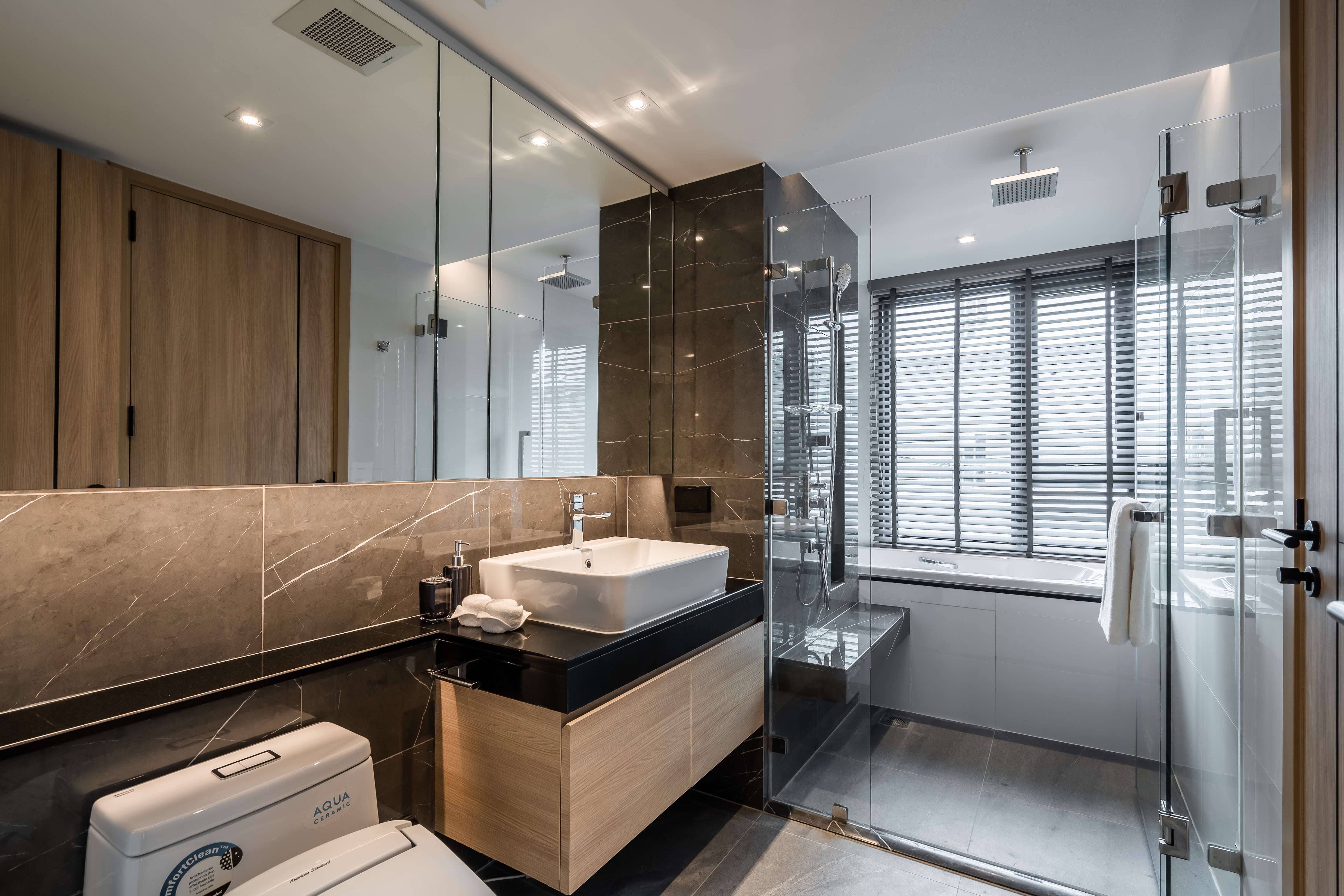 Destiny63 Ekamai Apartment