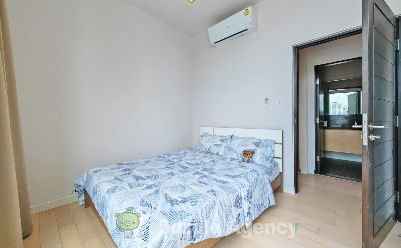 Eight Thonglor Residence