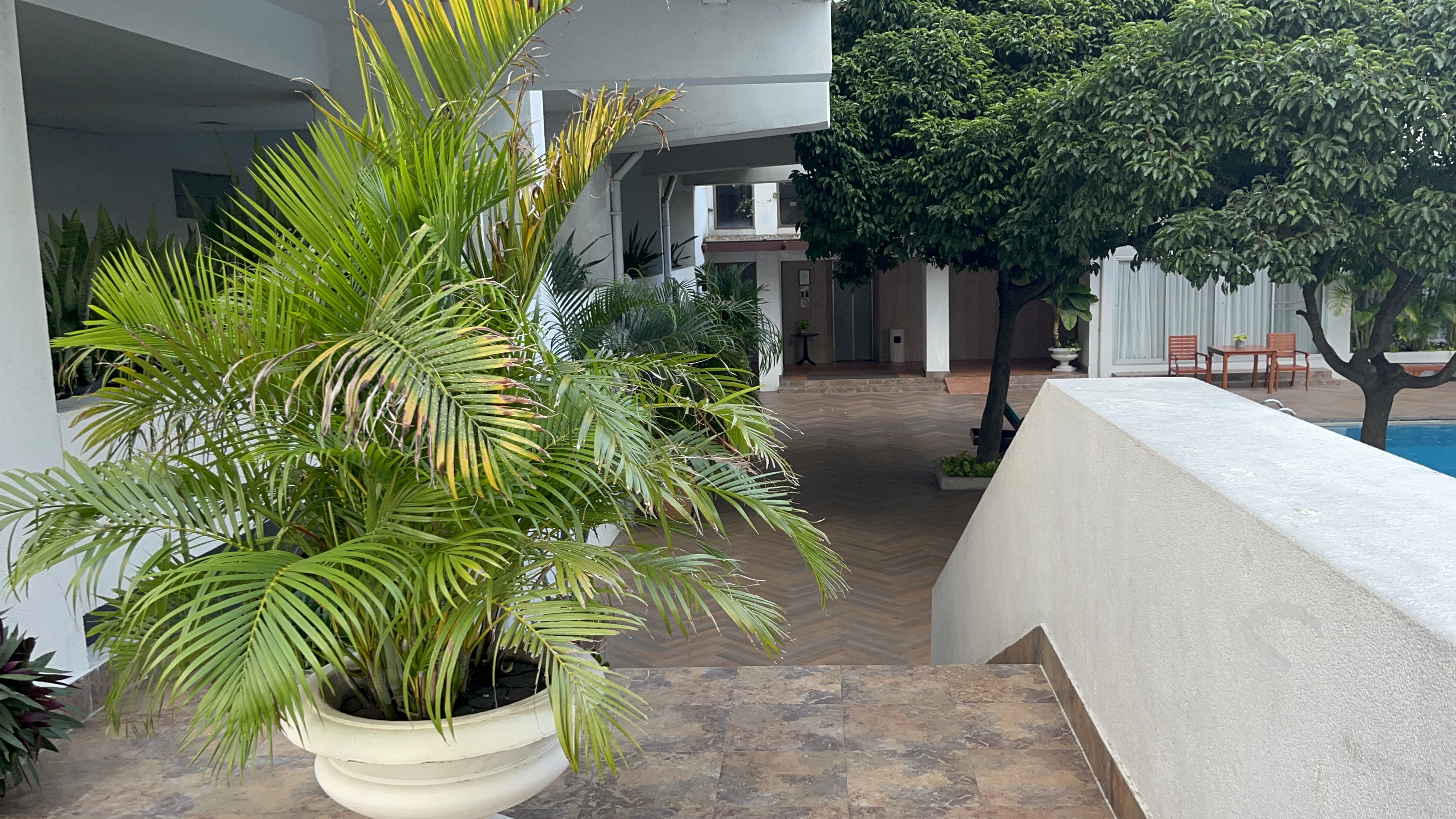 Esmeralda Apartment Sathon