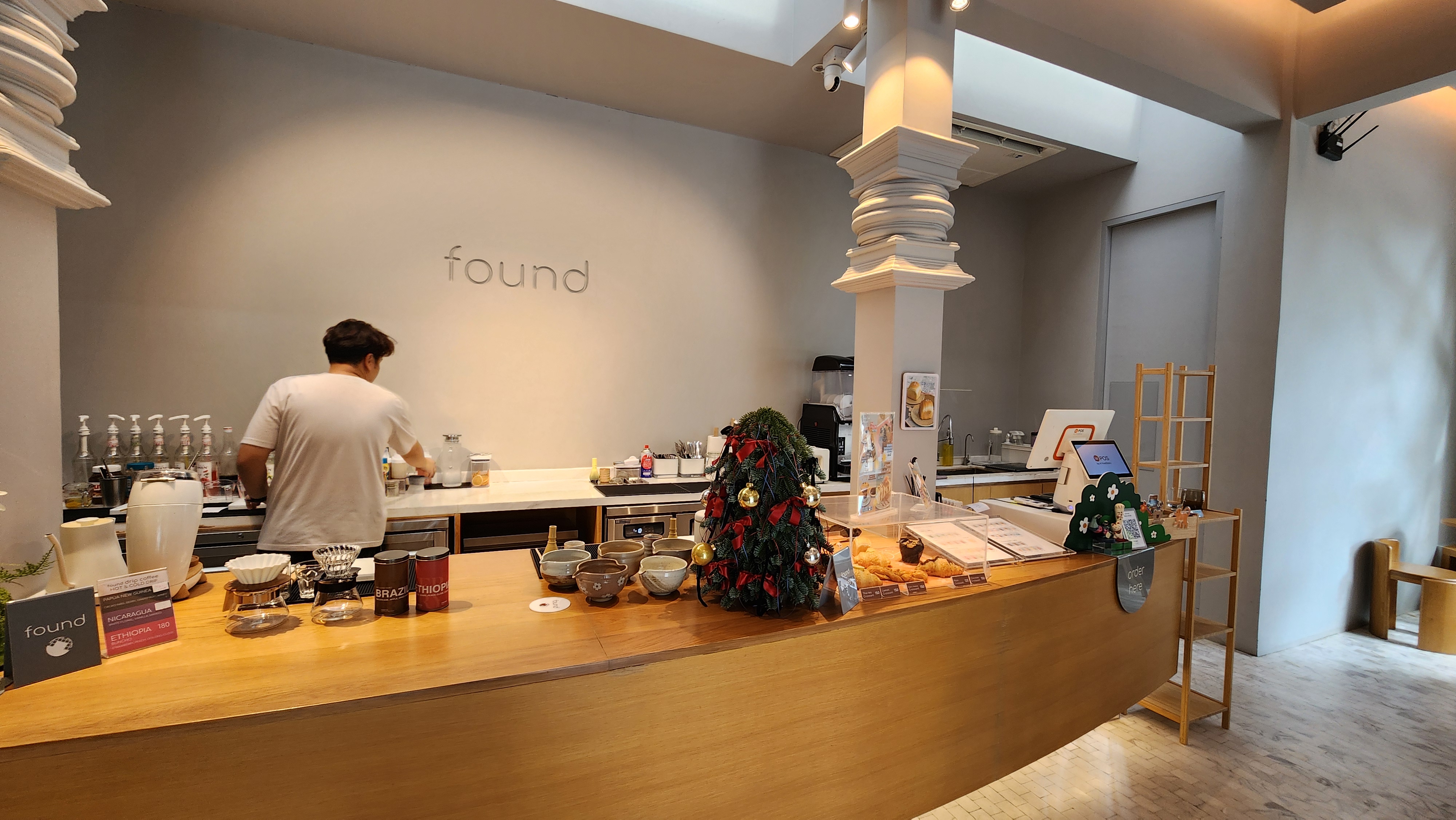 found cafe