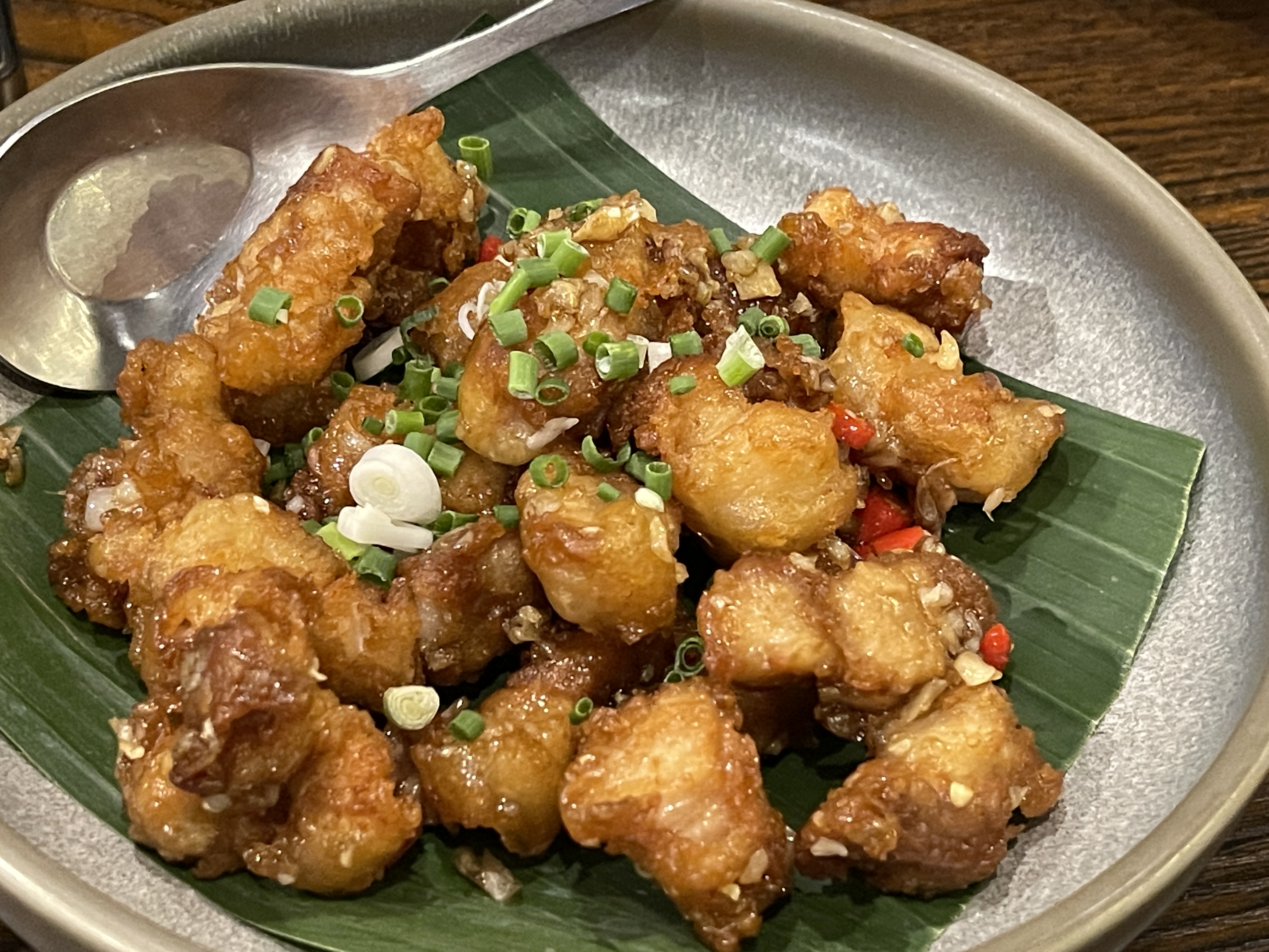 Gimmick Cafe & Restaurant
