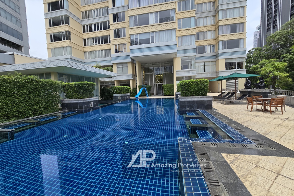 Hampton Thonglor 10 10