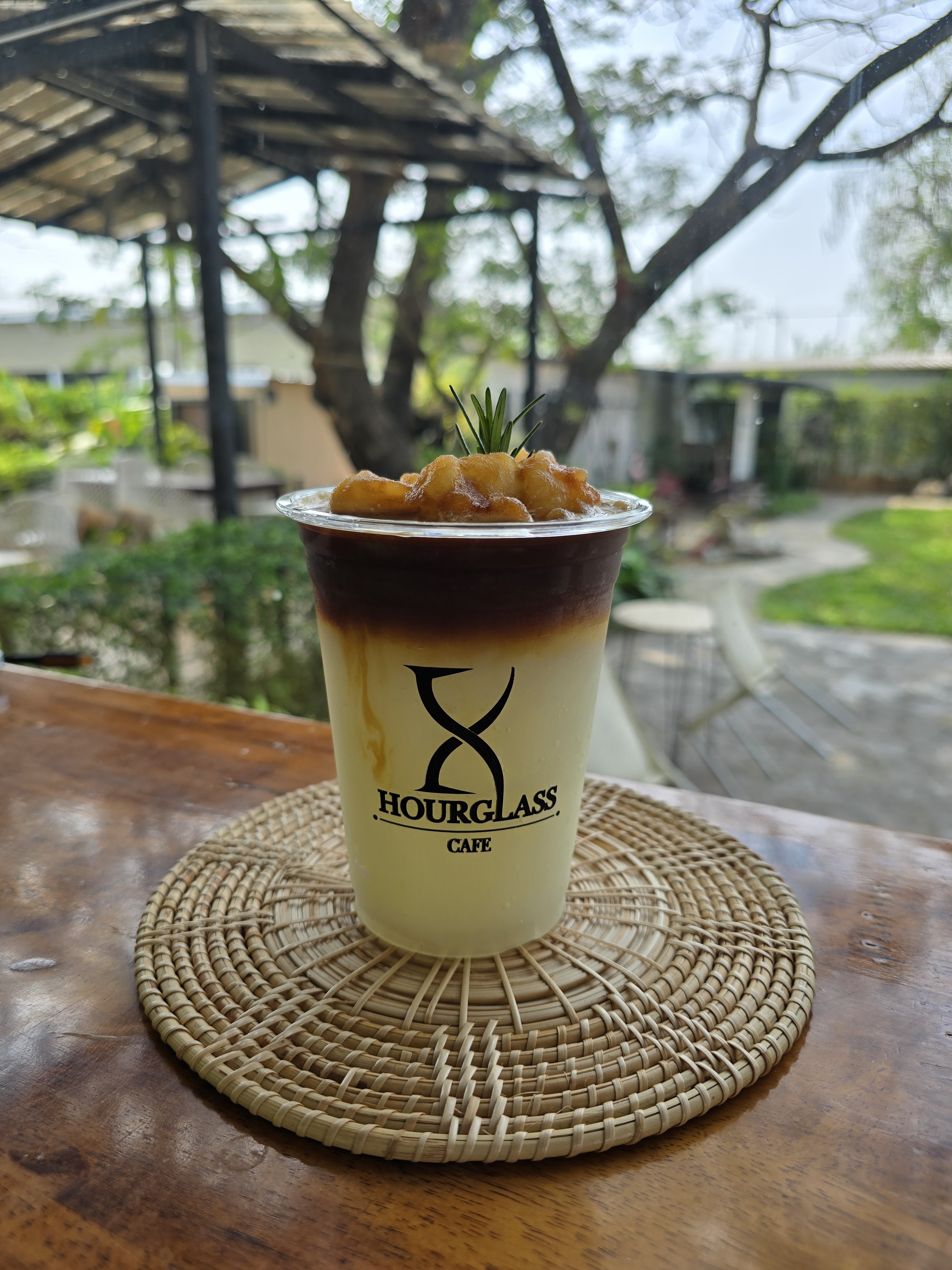 Hourglass cafe