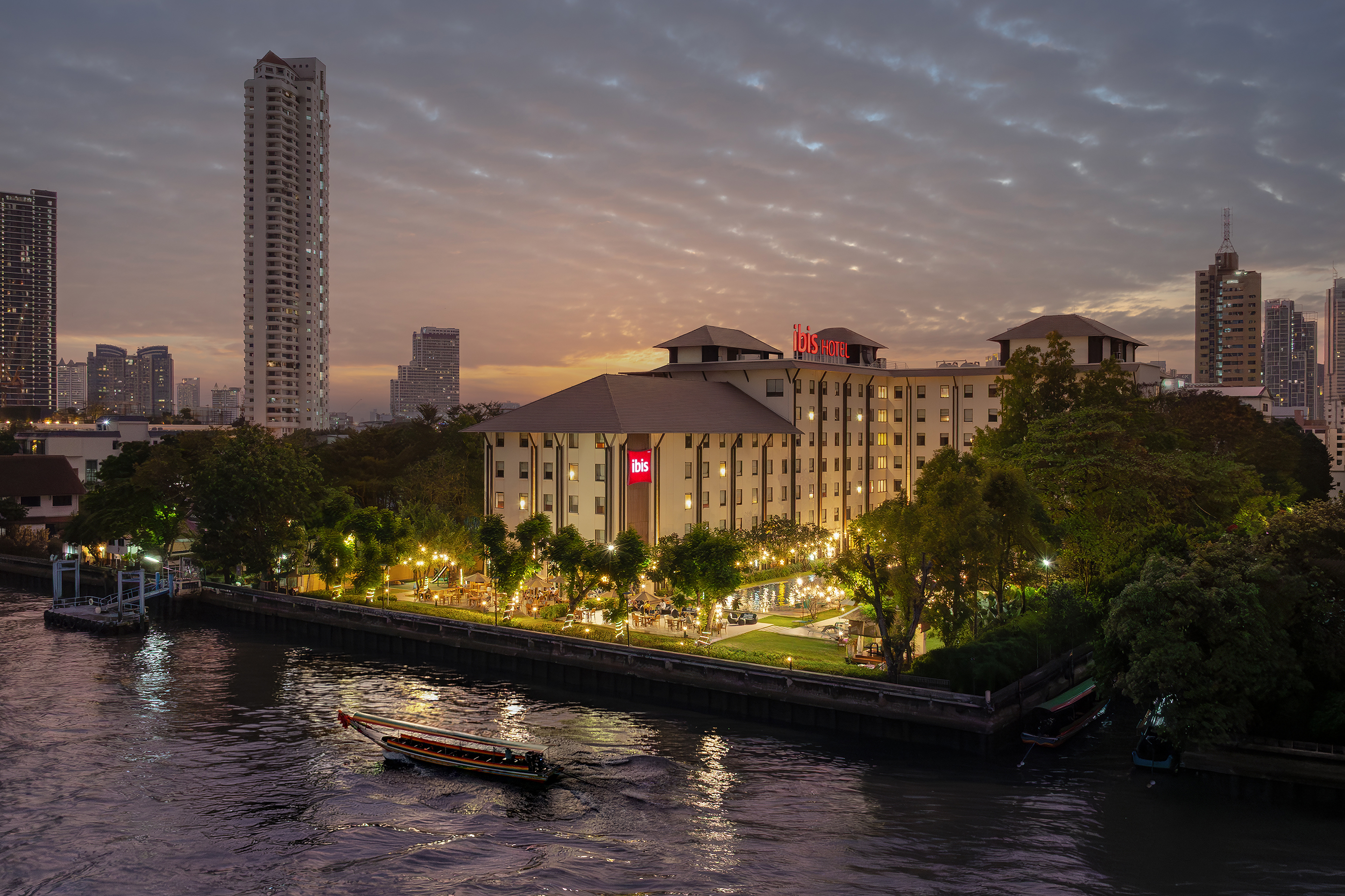 Ibis Bangkok Riverside