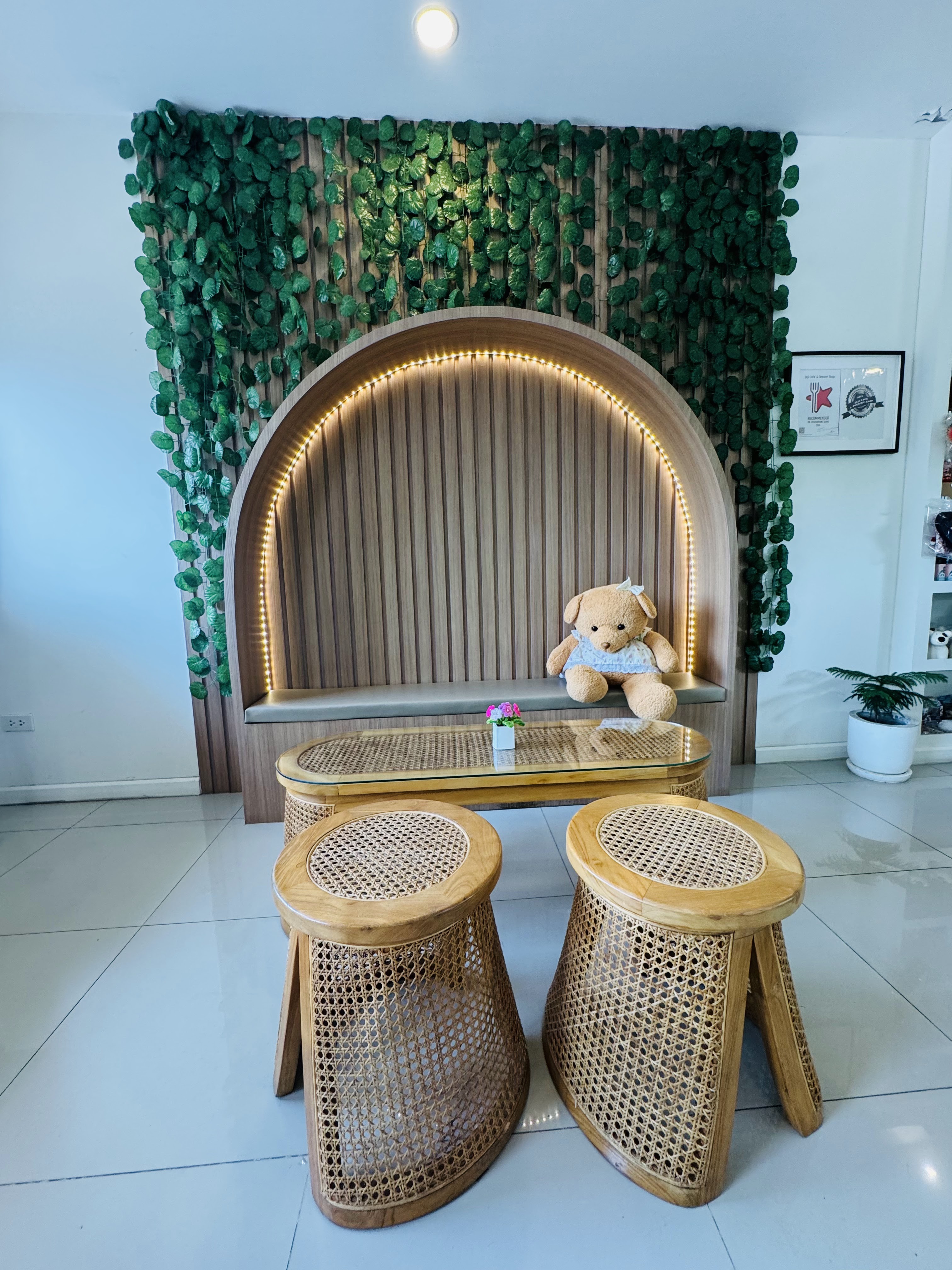 Jeji Cafe & Dessert Shop