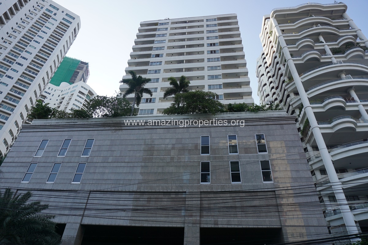 Krungthep Thani Tower