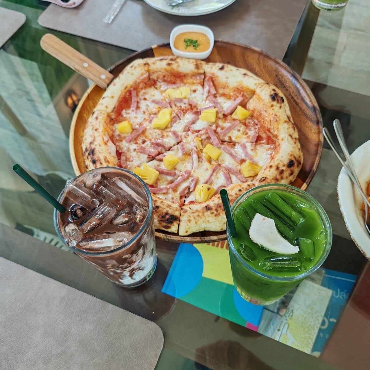 Mana Garden - Cafe' & Restaurant