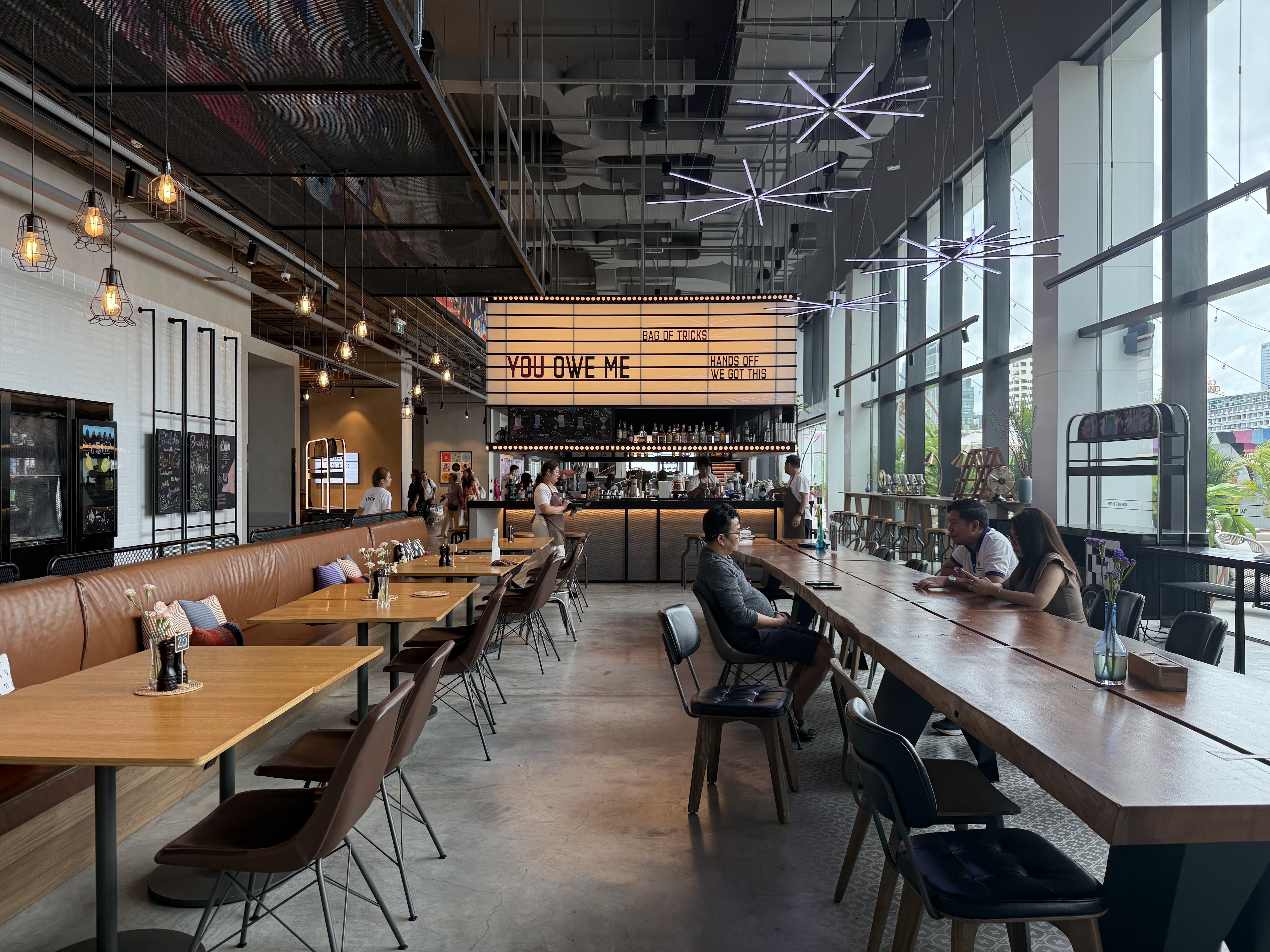 Moxy Bangkok Ratchaprasong