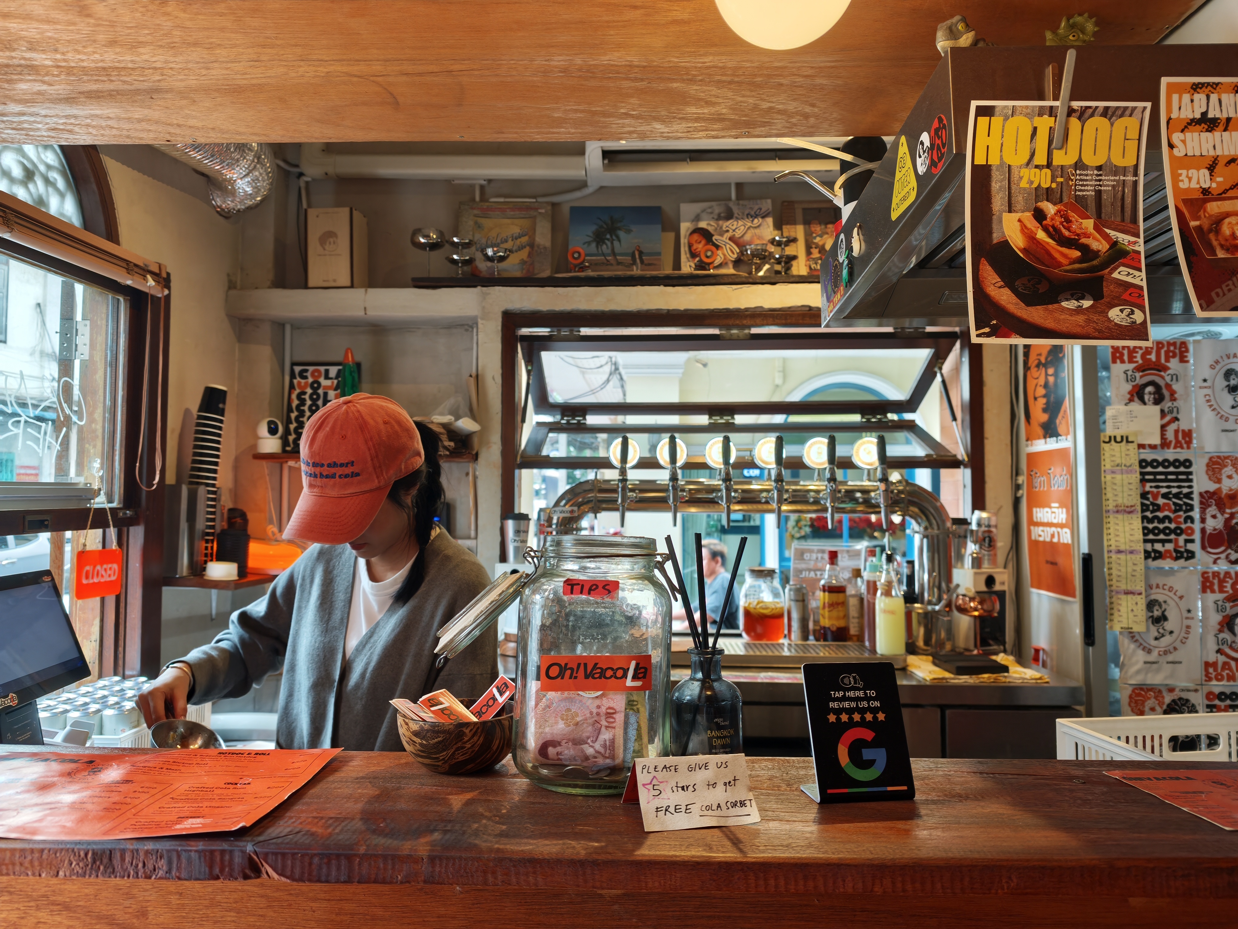 Oh! Vacola: Crafted Cola & Hotdog