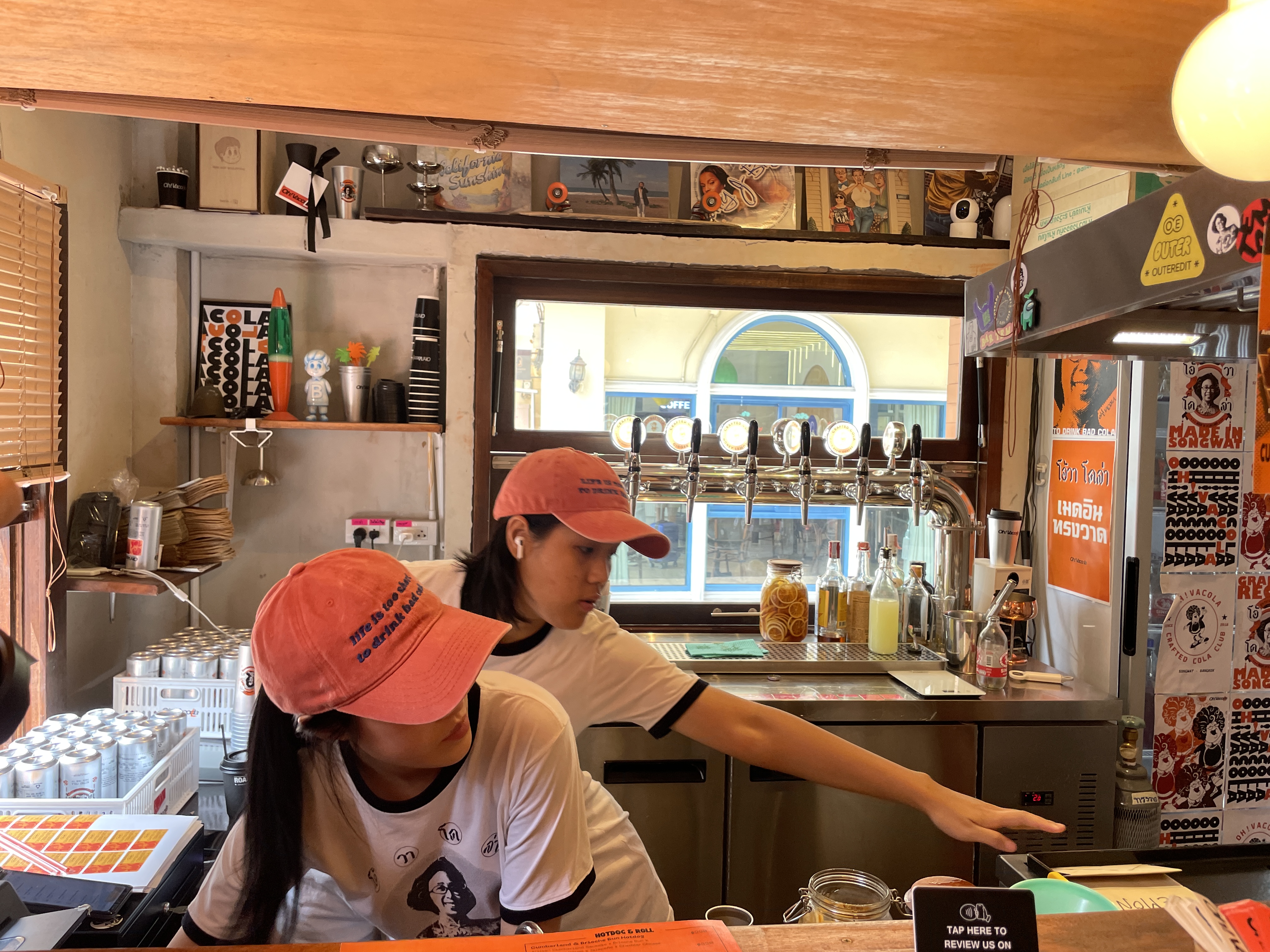 Oh! Vacola: Crafted Cola & Hotdog