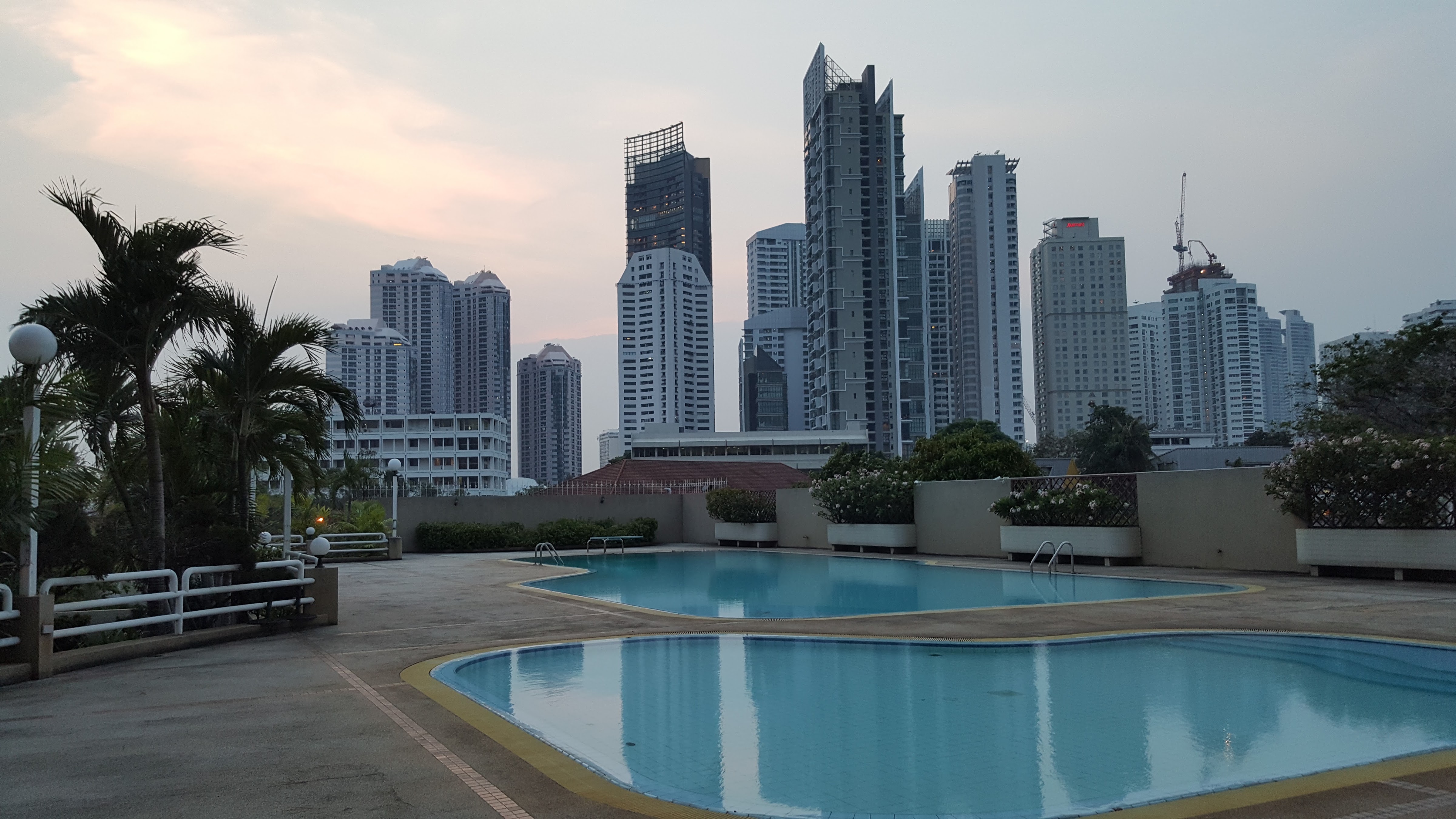 Promsuk Condominium