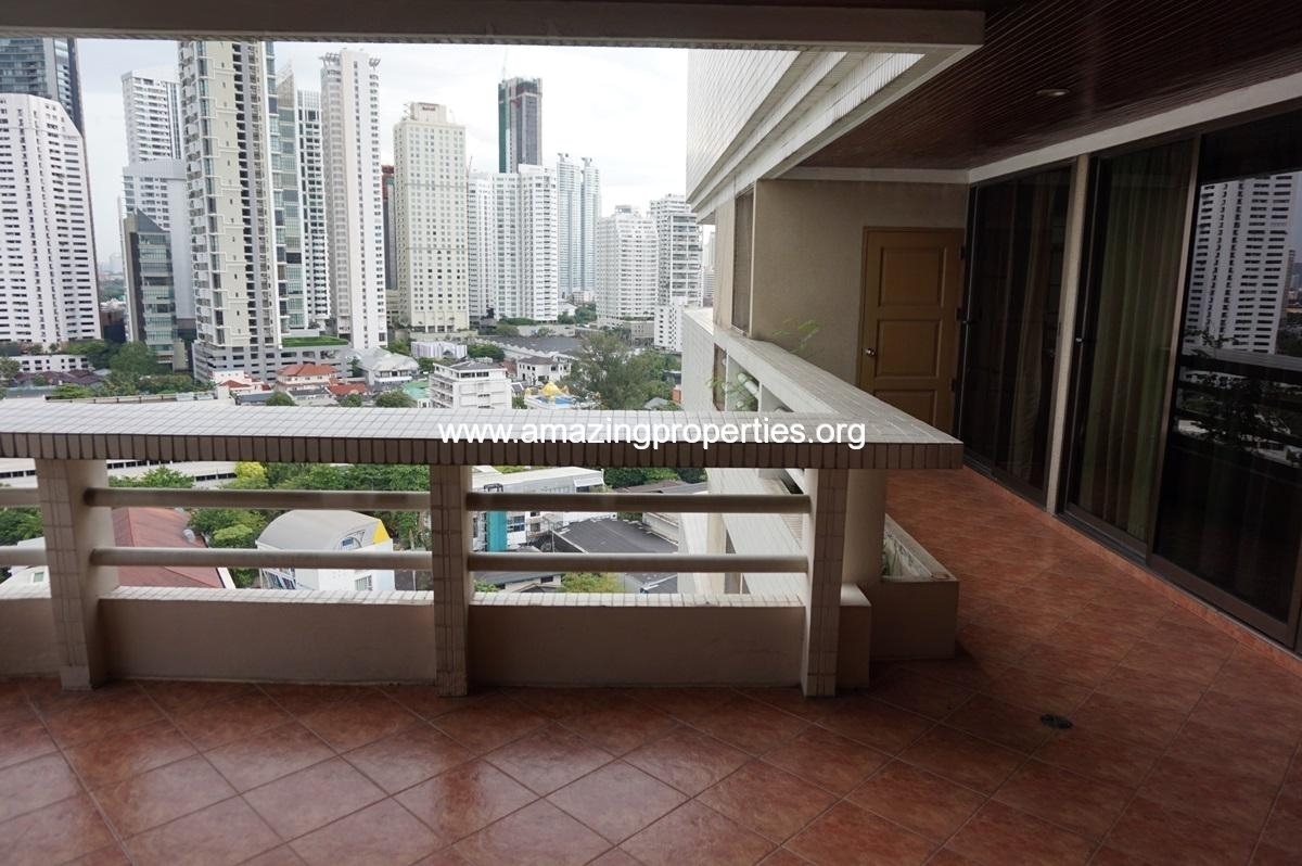 Promsuk Condominium