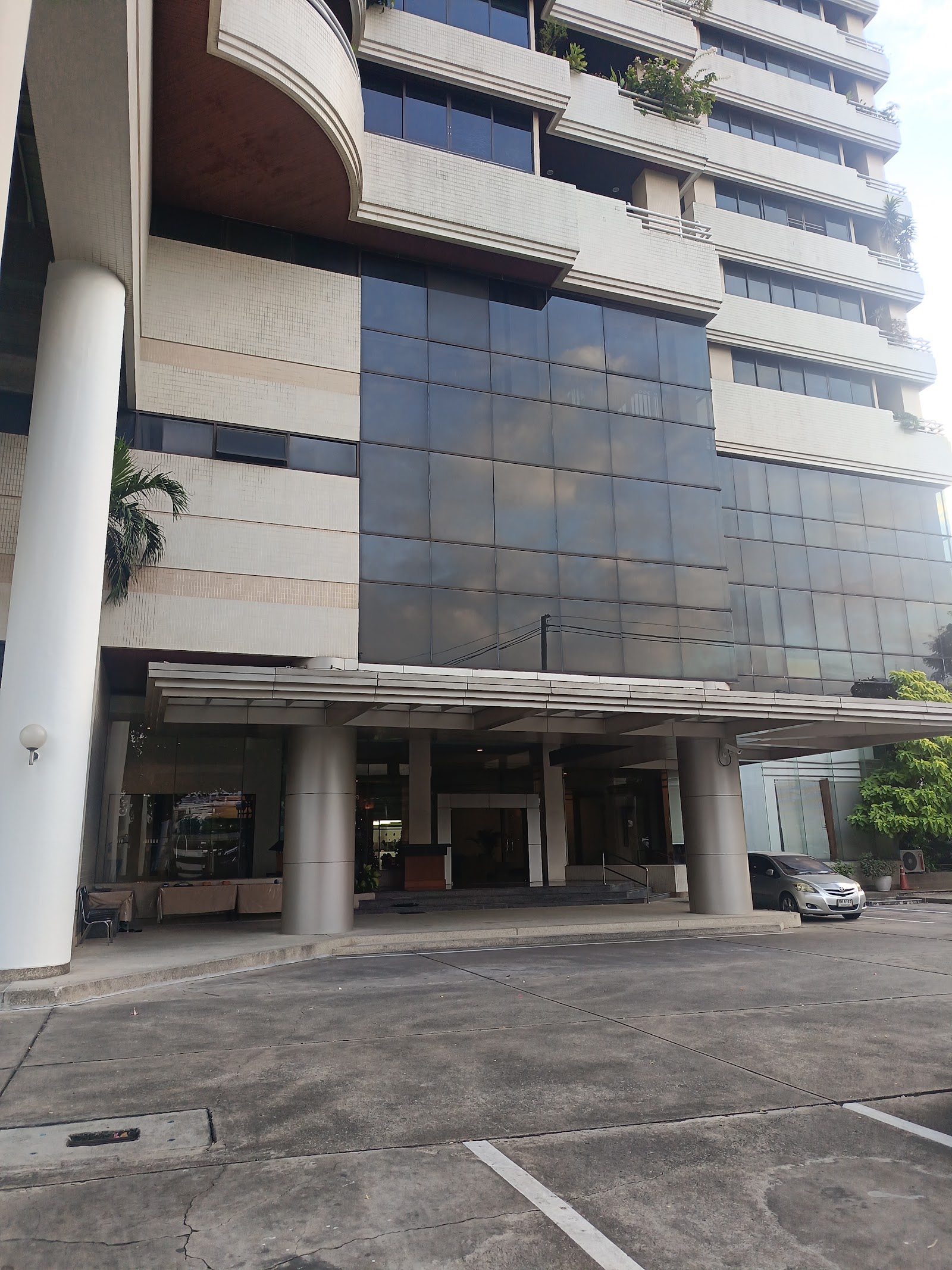 Ruamsuk Condominium