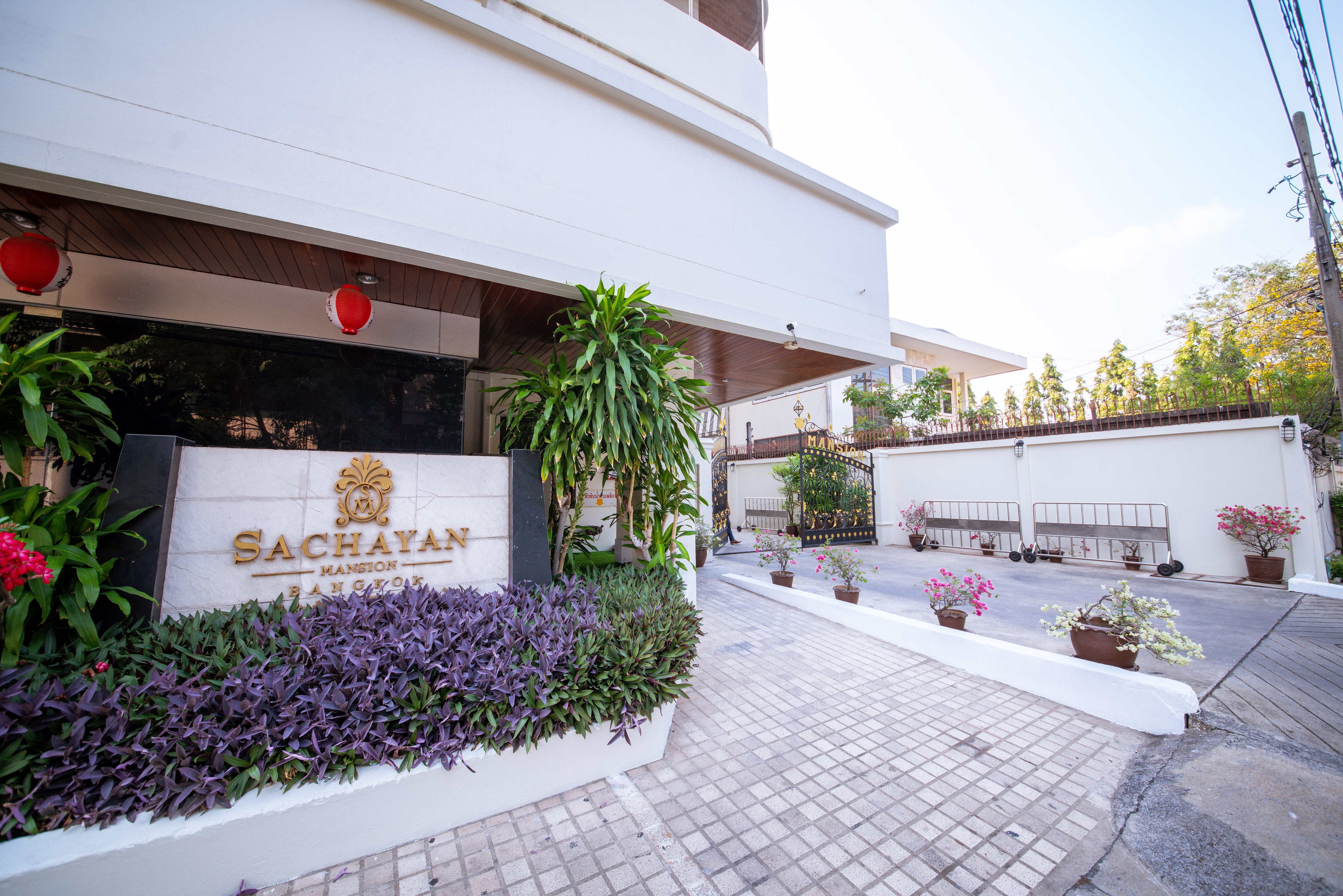 Sachayan Mansion
