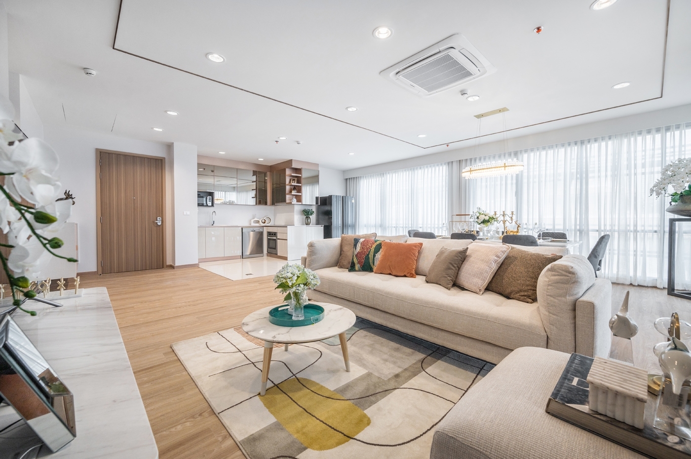 Sathorn 111