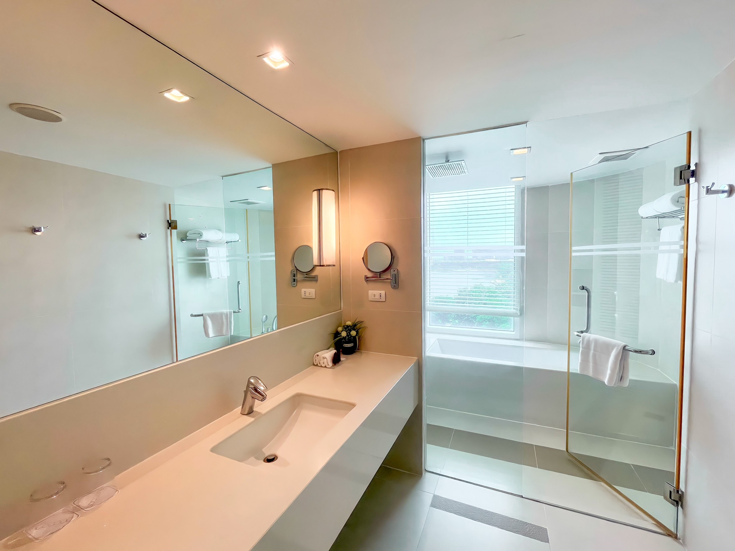 Sora Resort & Suites Sukhumvit