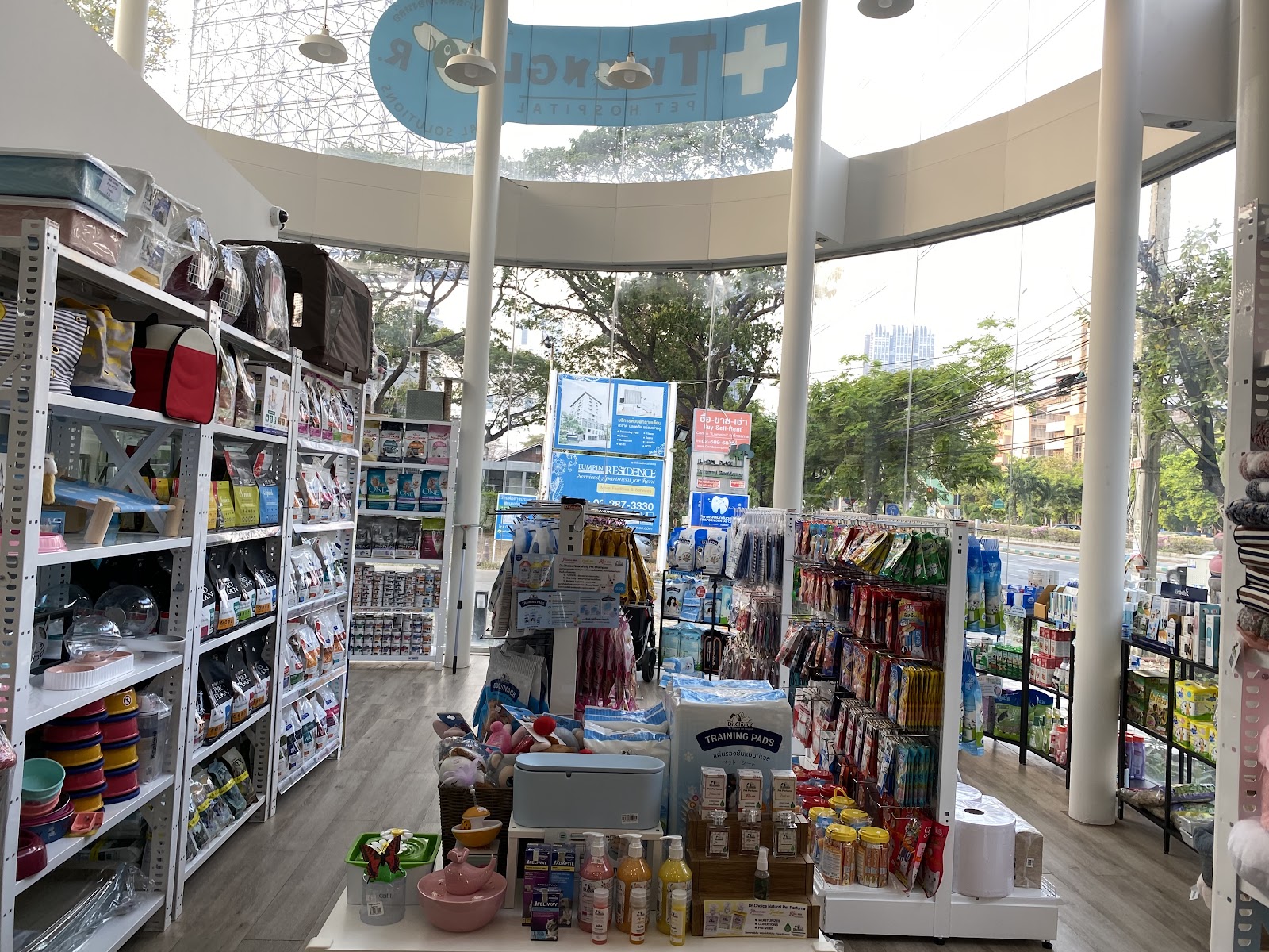 Thonglor Pet Hospital Sathon-Naradhiwas