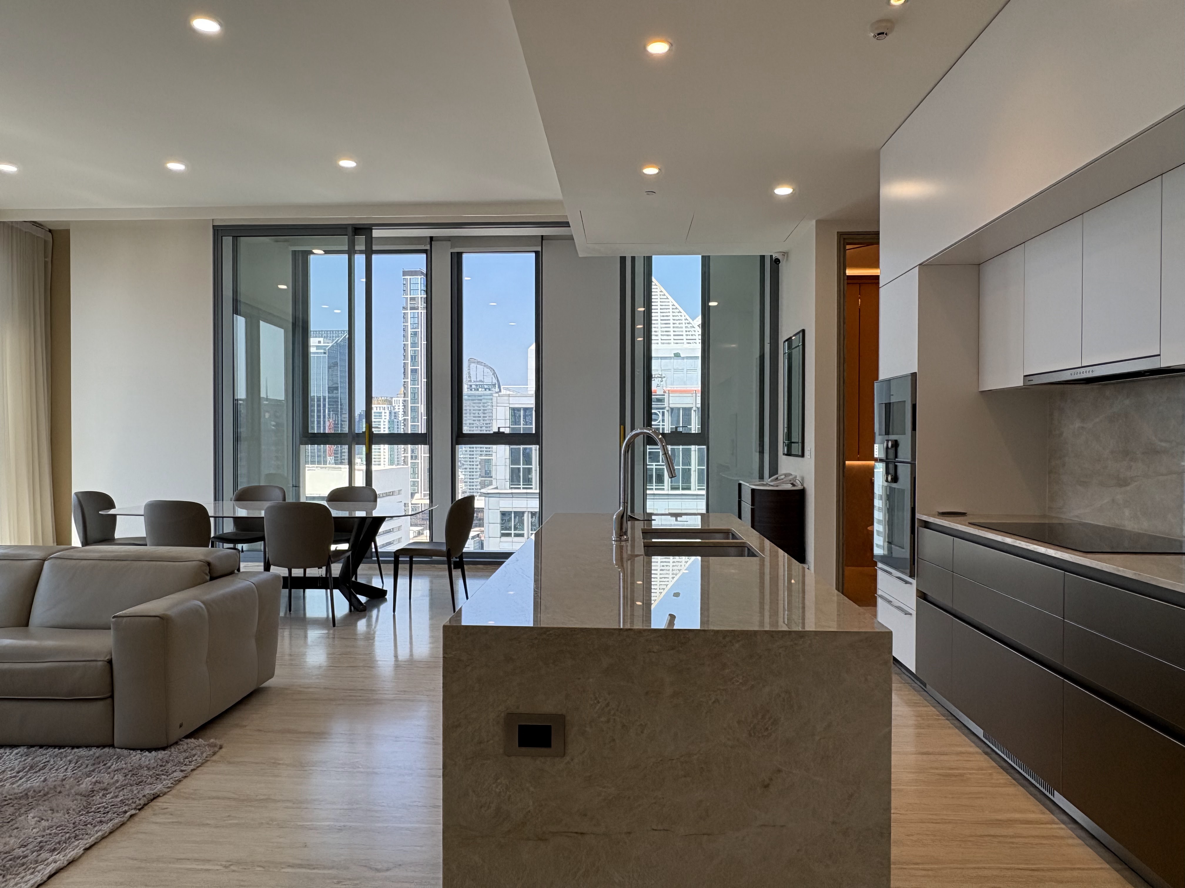 Ton Son One Residence