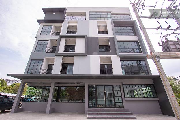 Urban Space Apartment