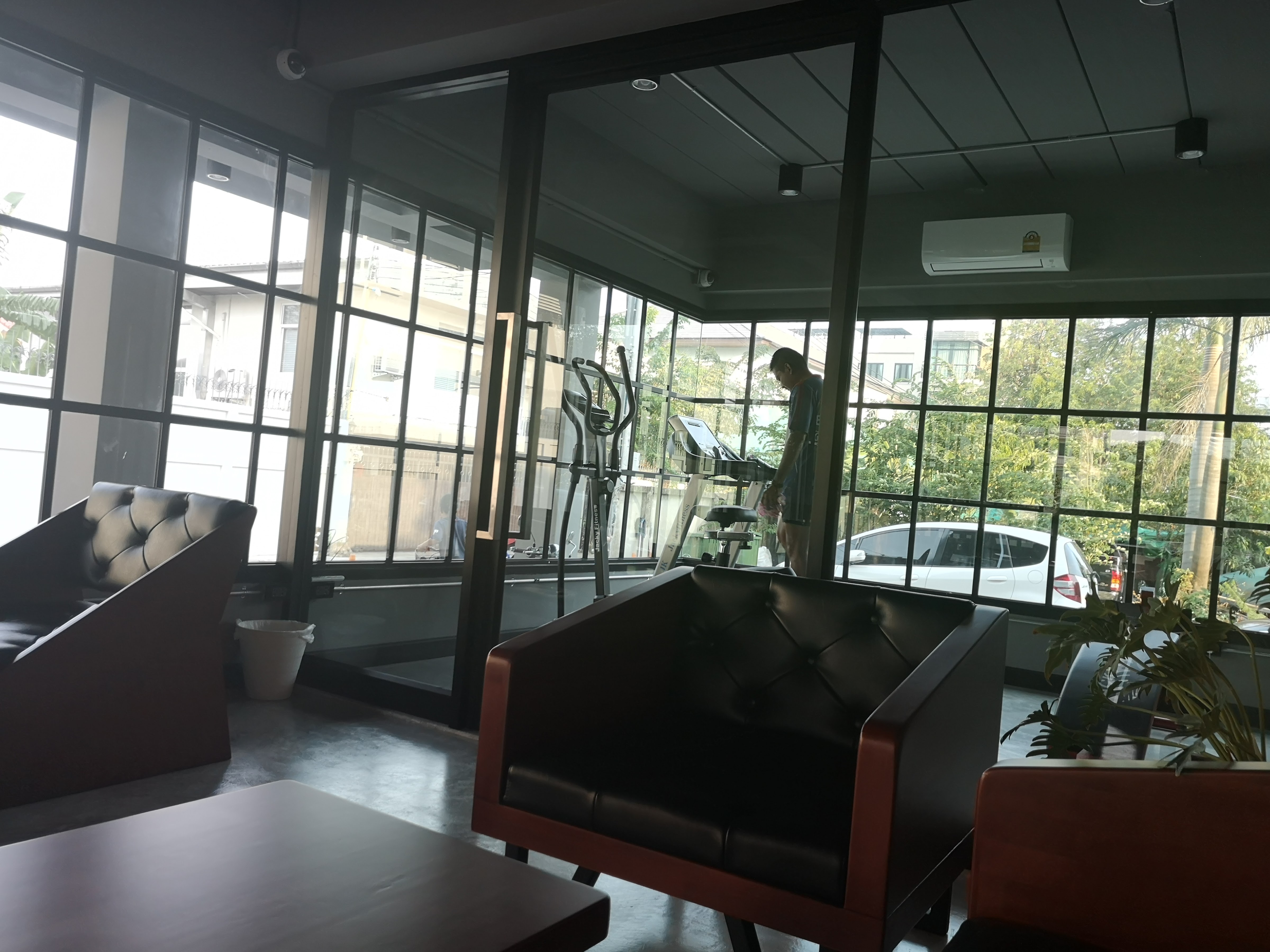 Urban Space Apartment
