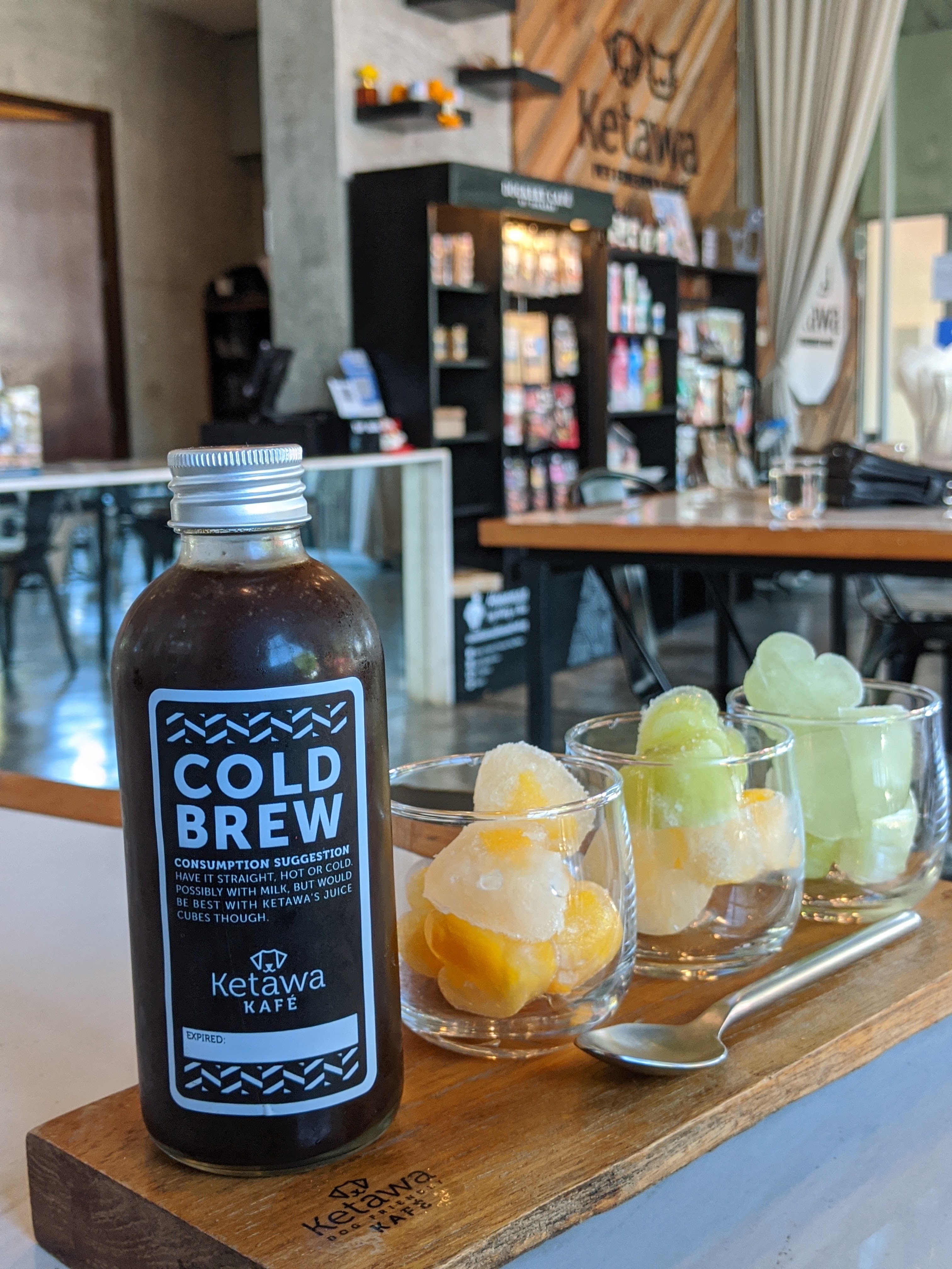 Ketawa Pet Friendly Hotel and Cafe