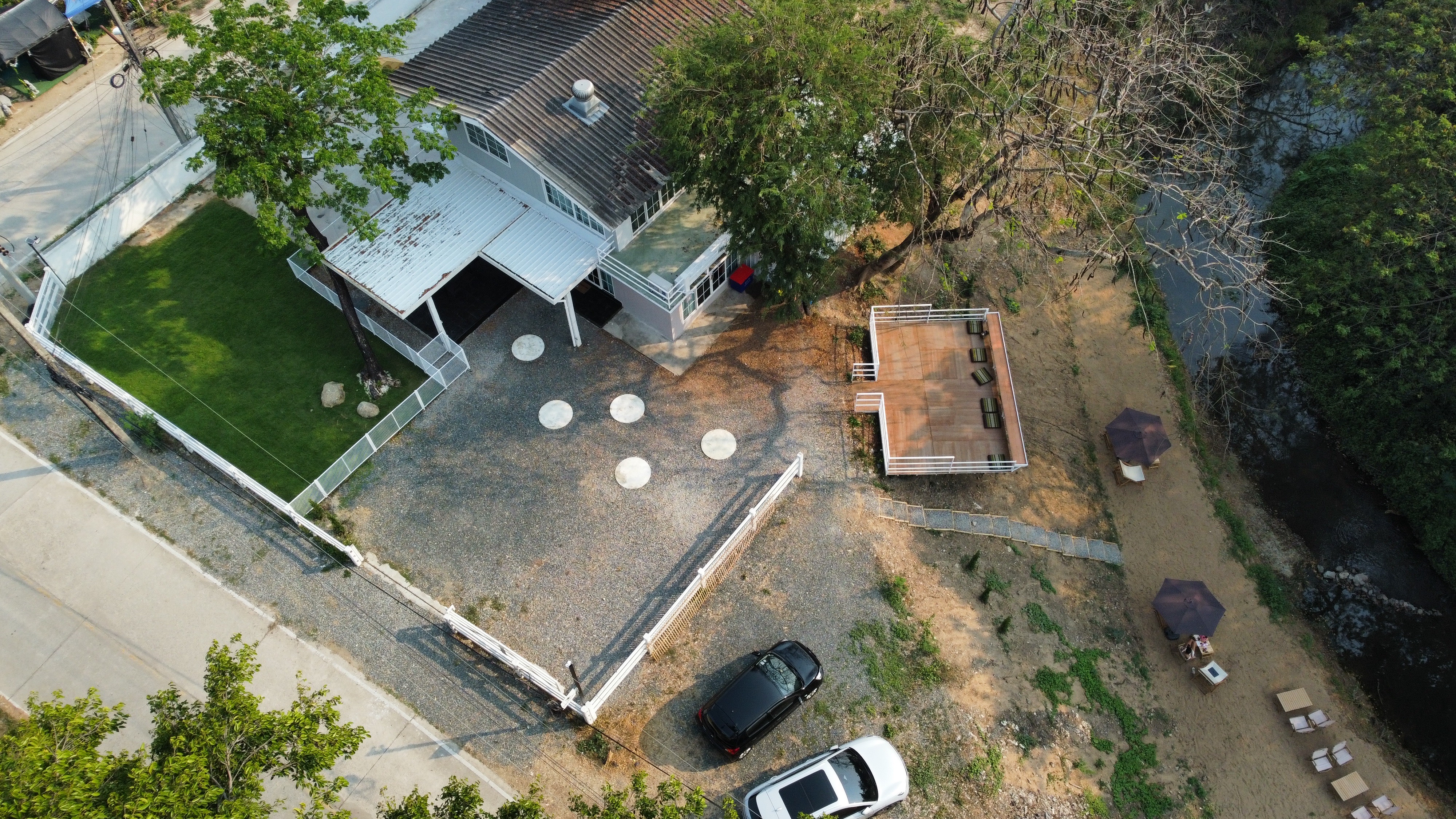 Starbarks Cafe and Playpark