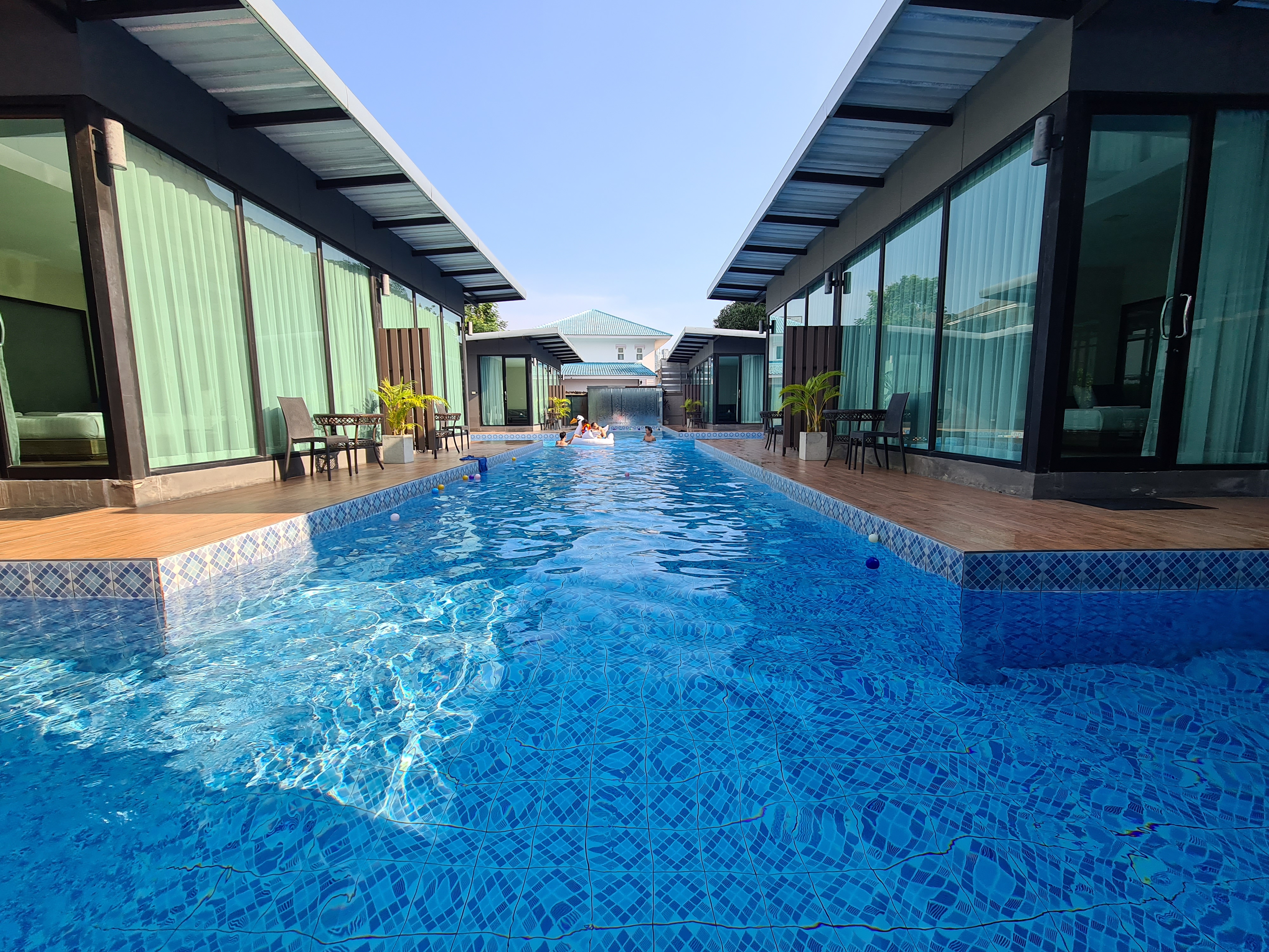 Atside Pool Villa (13 Rooms)