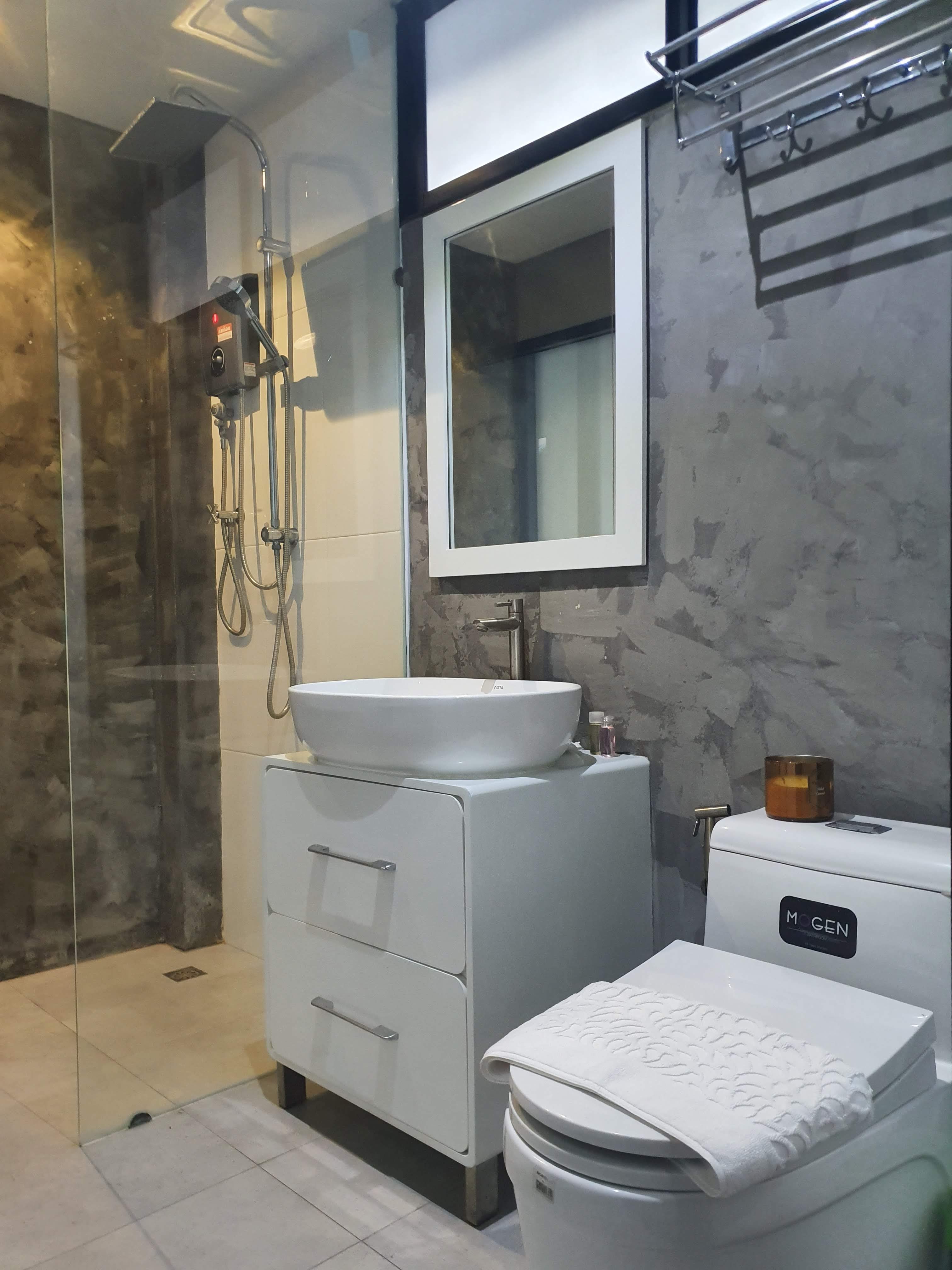 Atside Pool Villa (13 Rooms)