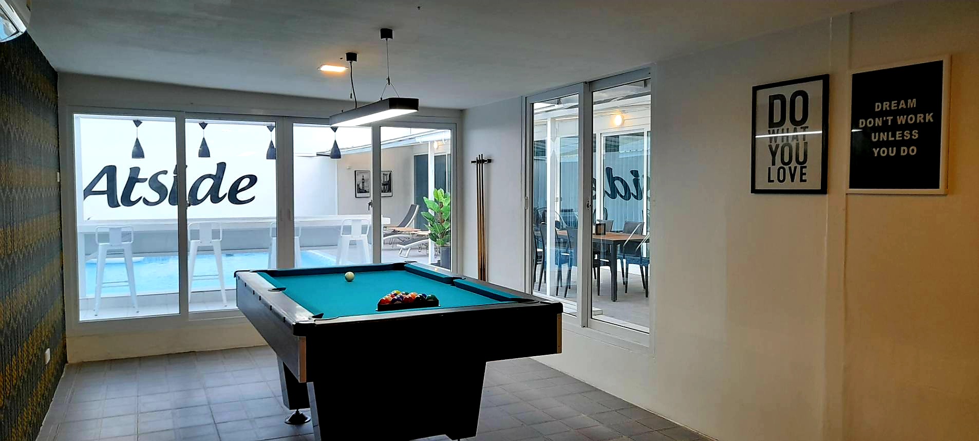 Atside Pool Villa (9 Rooms)