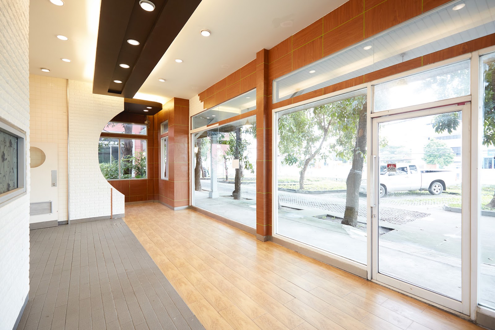 iPLACE Business Park