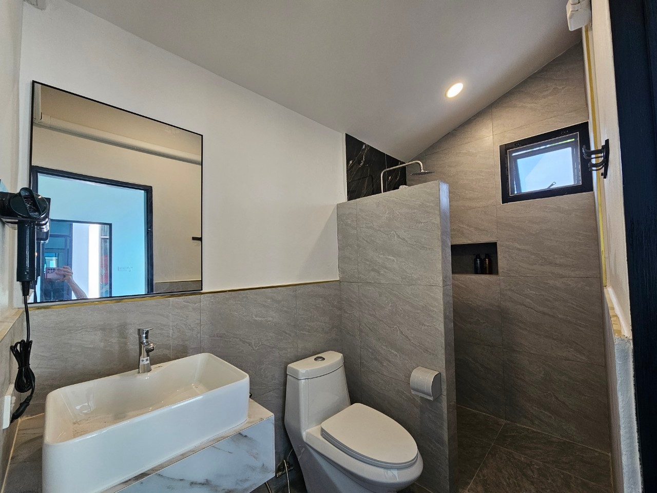 Madaguscar Pool Villa