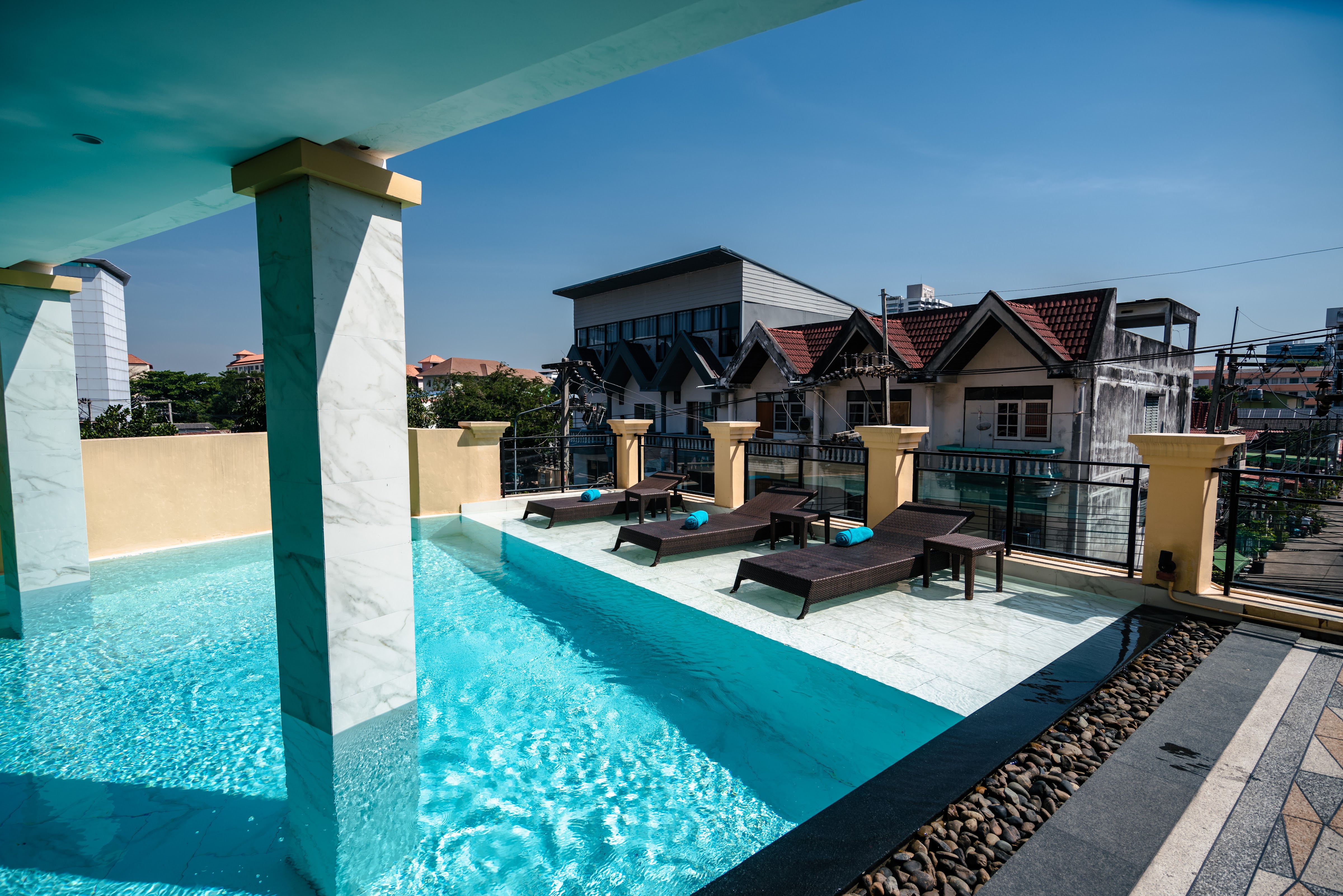 Montraj Quba Central Pattaya