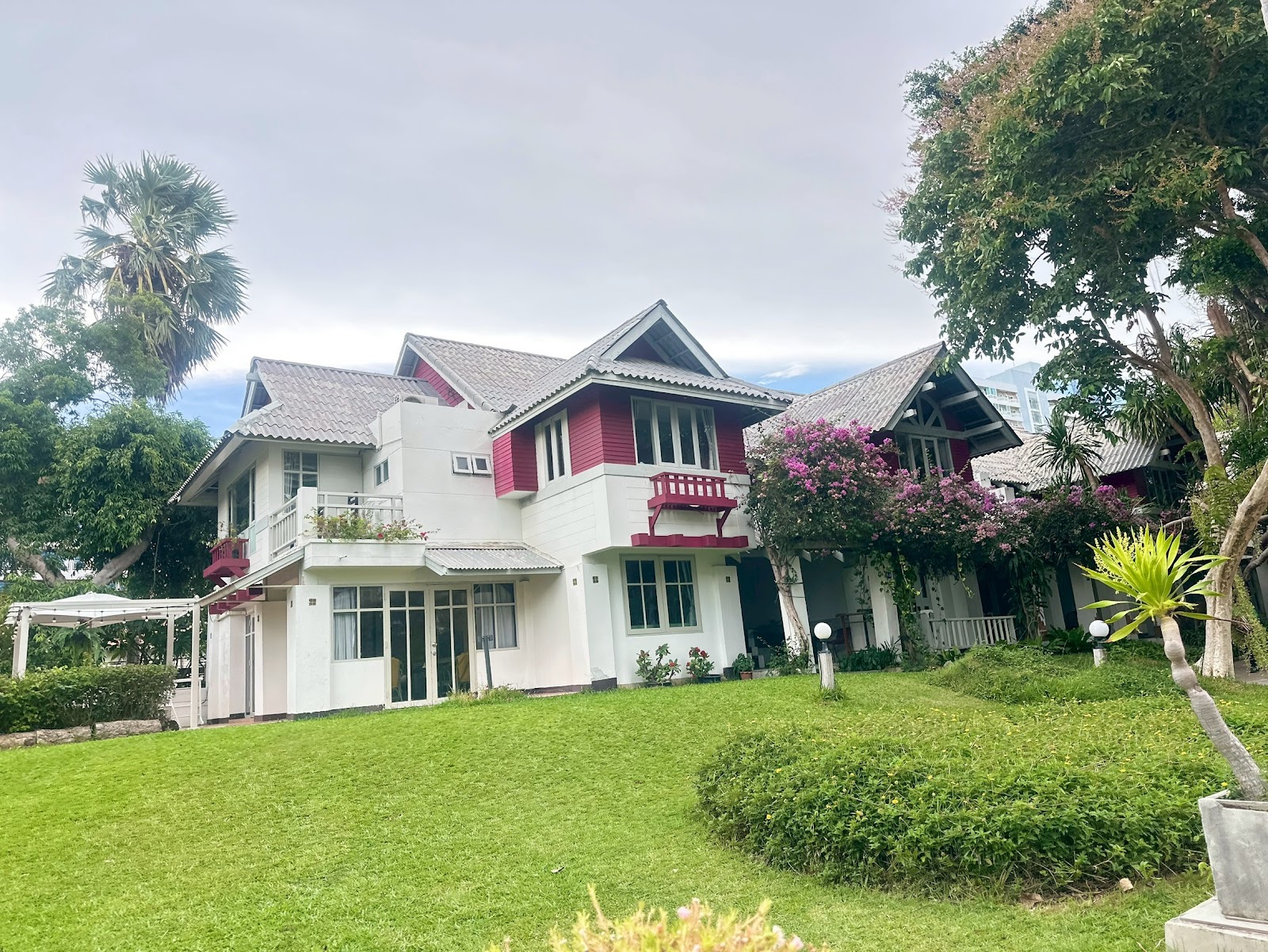 Natural Park Resort Pattaya