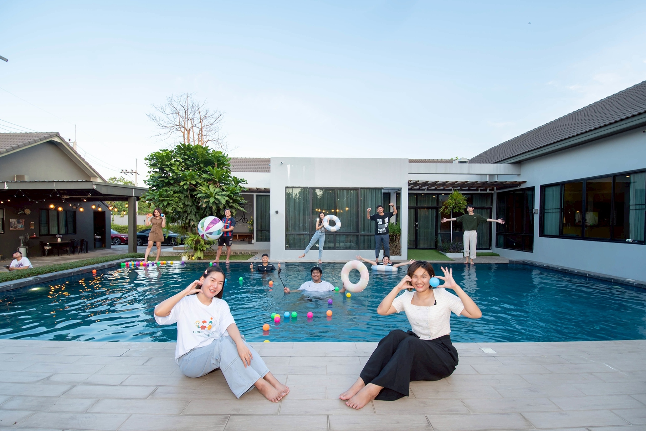 Penny - Farthing Pool Villa