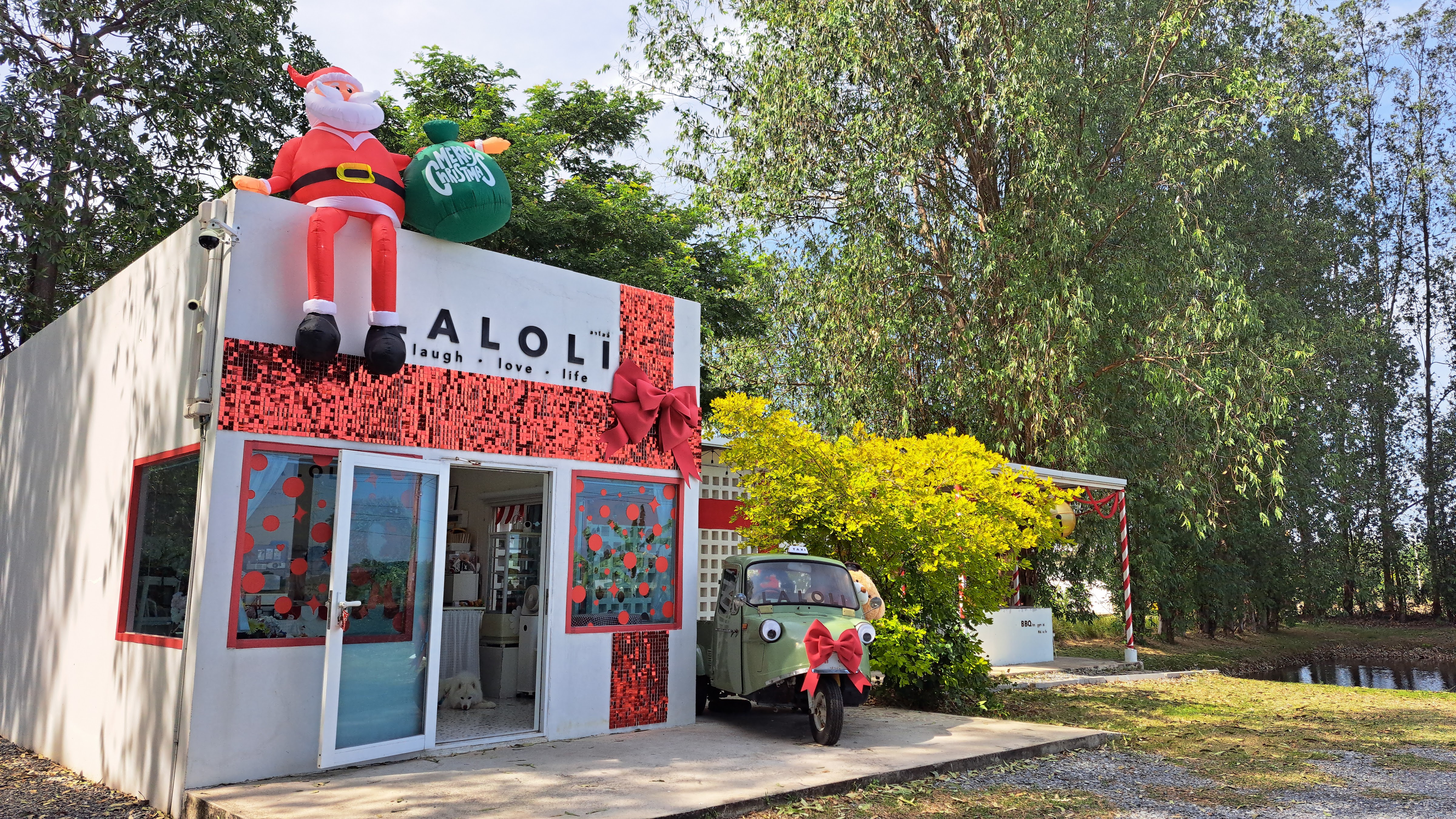 Laloli Cafe