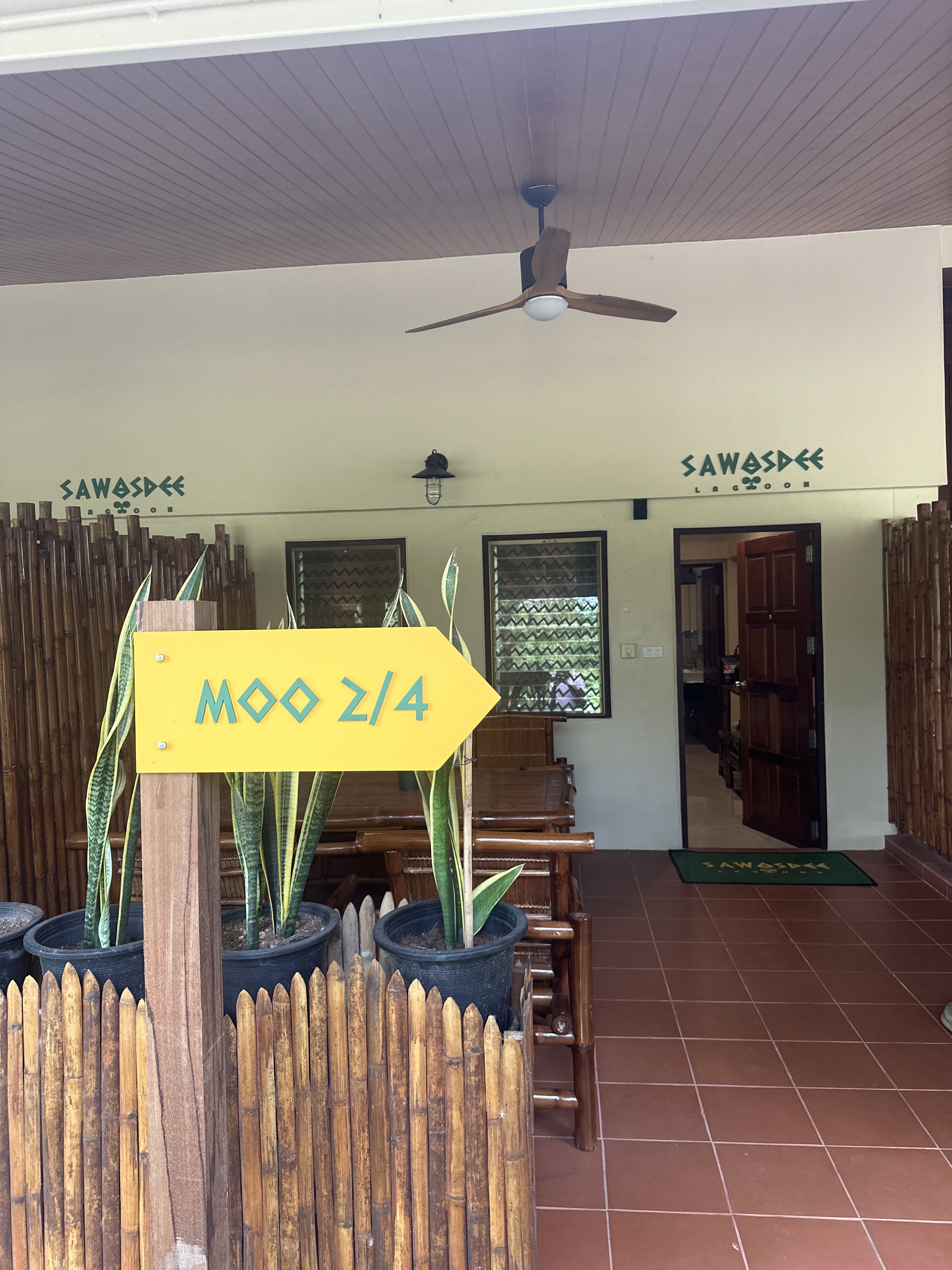Sawasdee Lagoon Camping & Restaurant