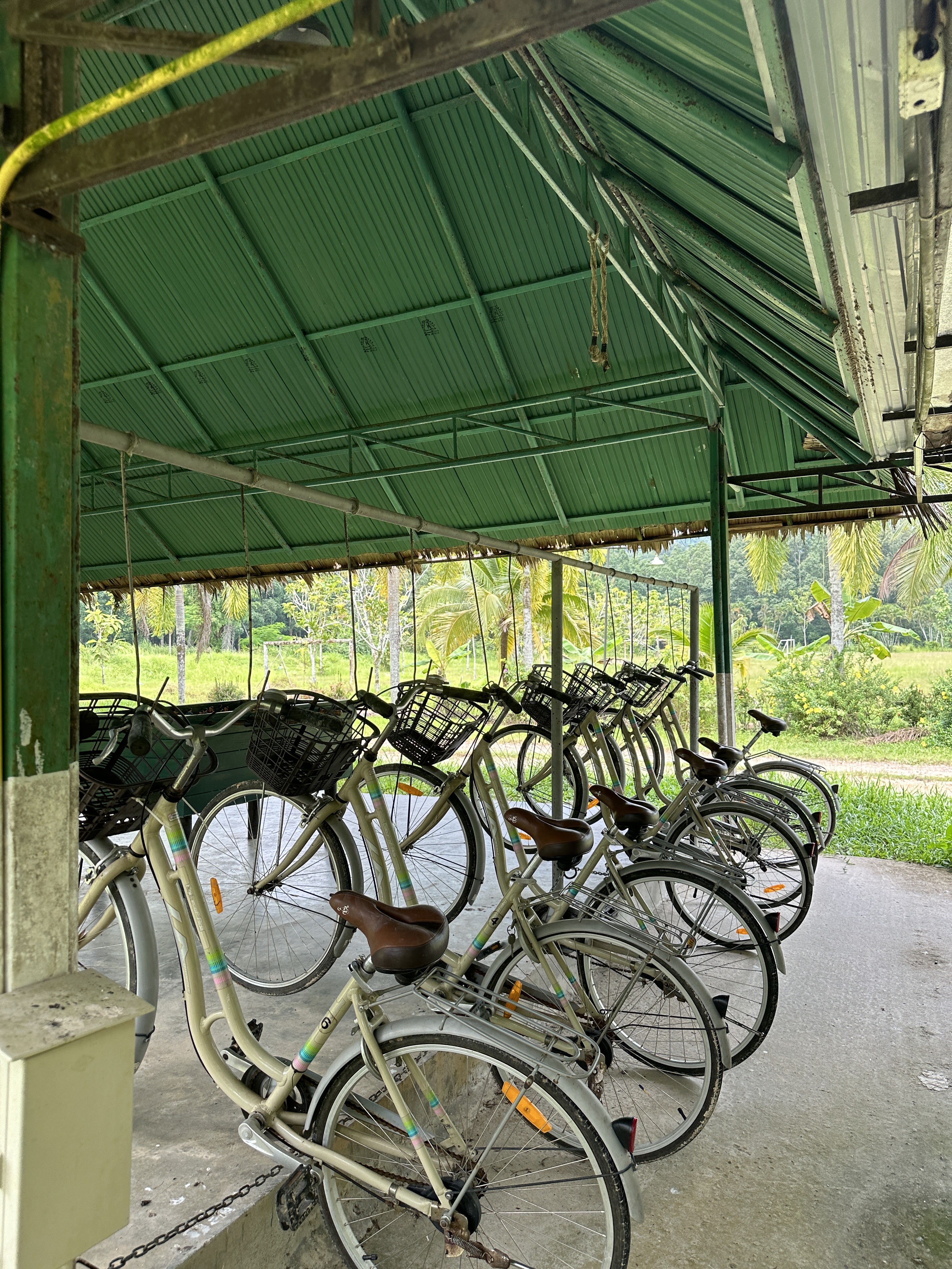 Sawasdee Lagoon Camping & Restaurant