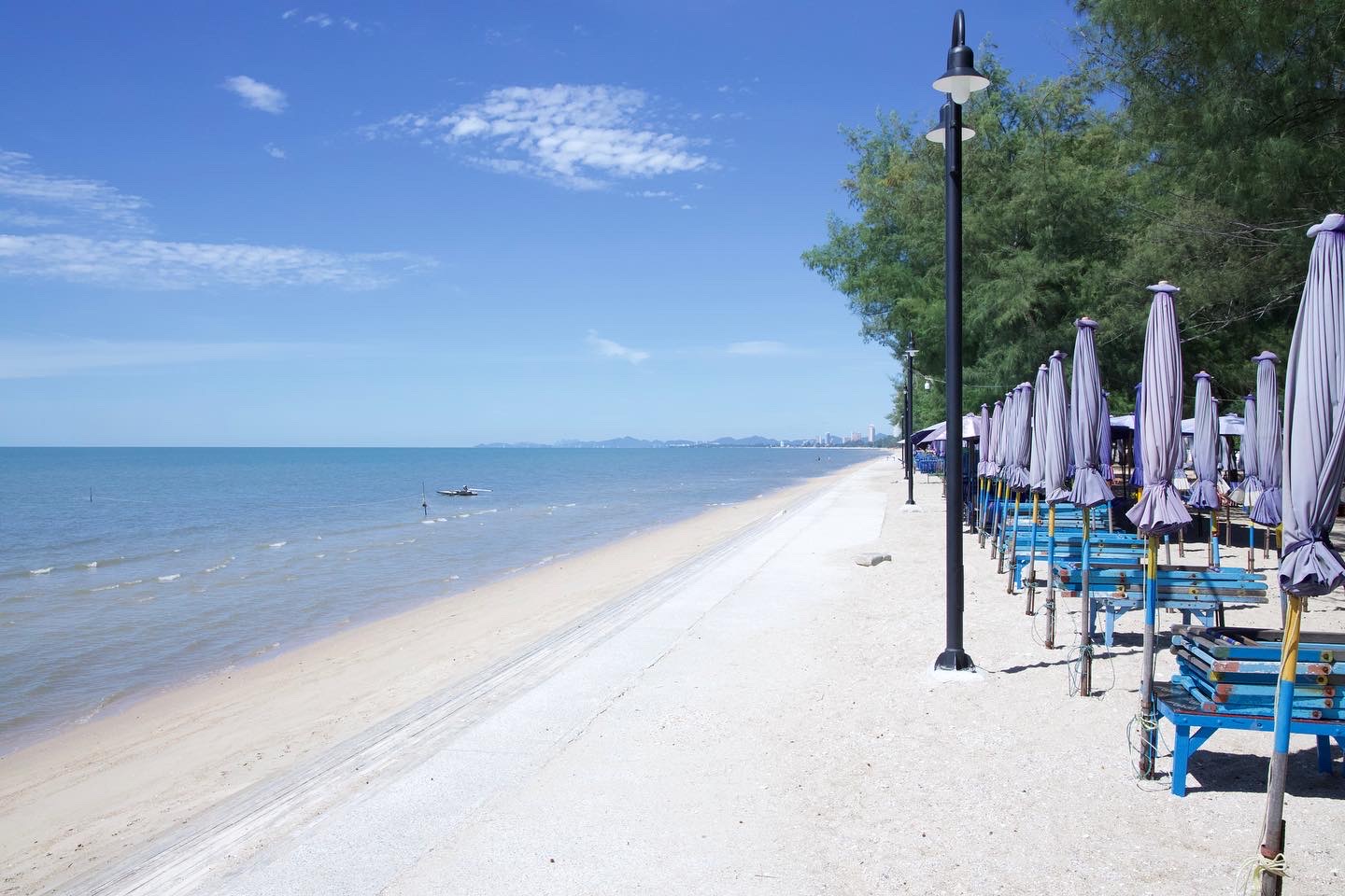 The BEACH CHA AM Guesthouse & Residence