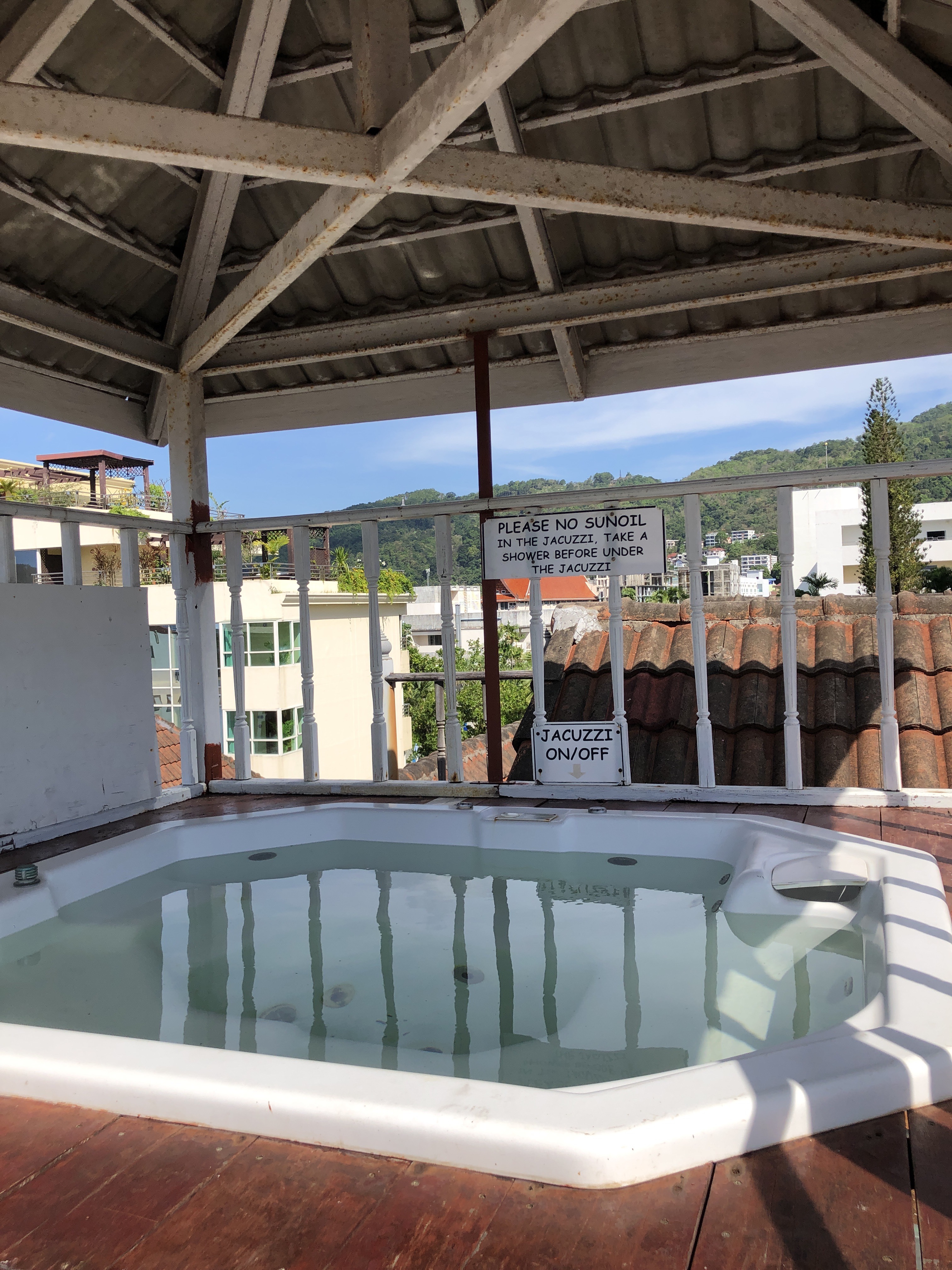 Aquarius Gay Guesthouse & Sauna