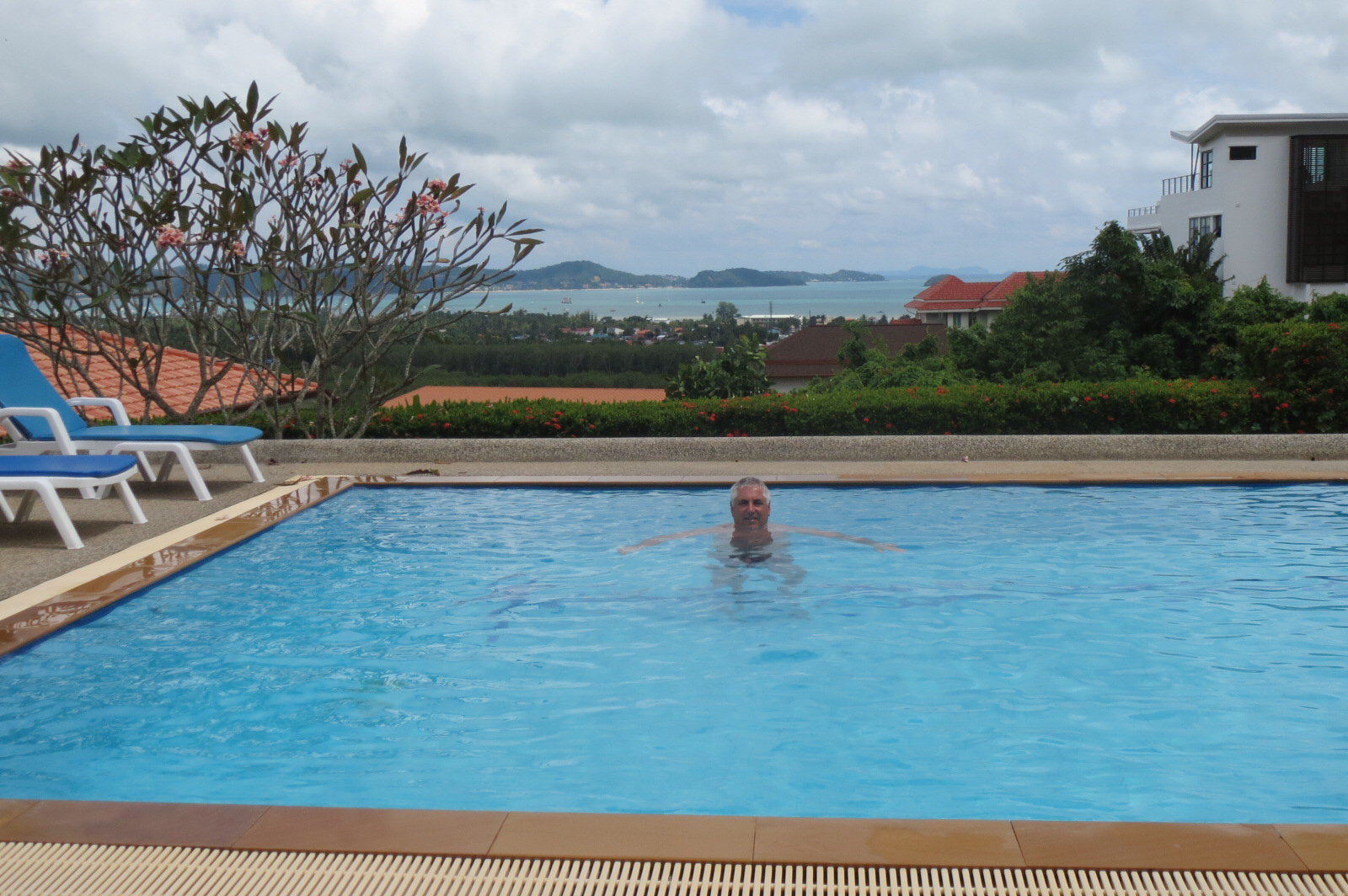 Asava Rawai Sea View Private Resort