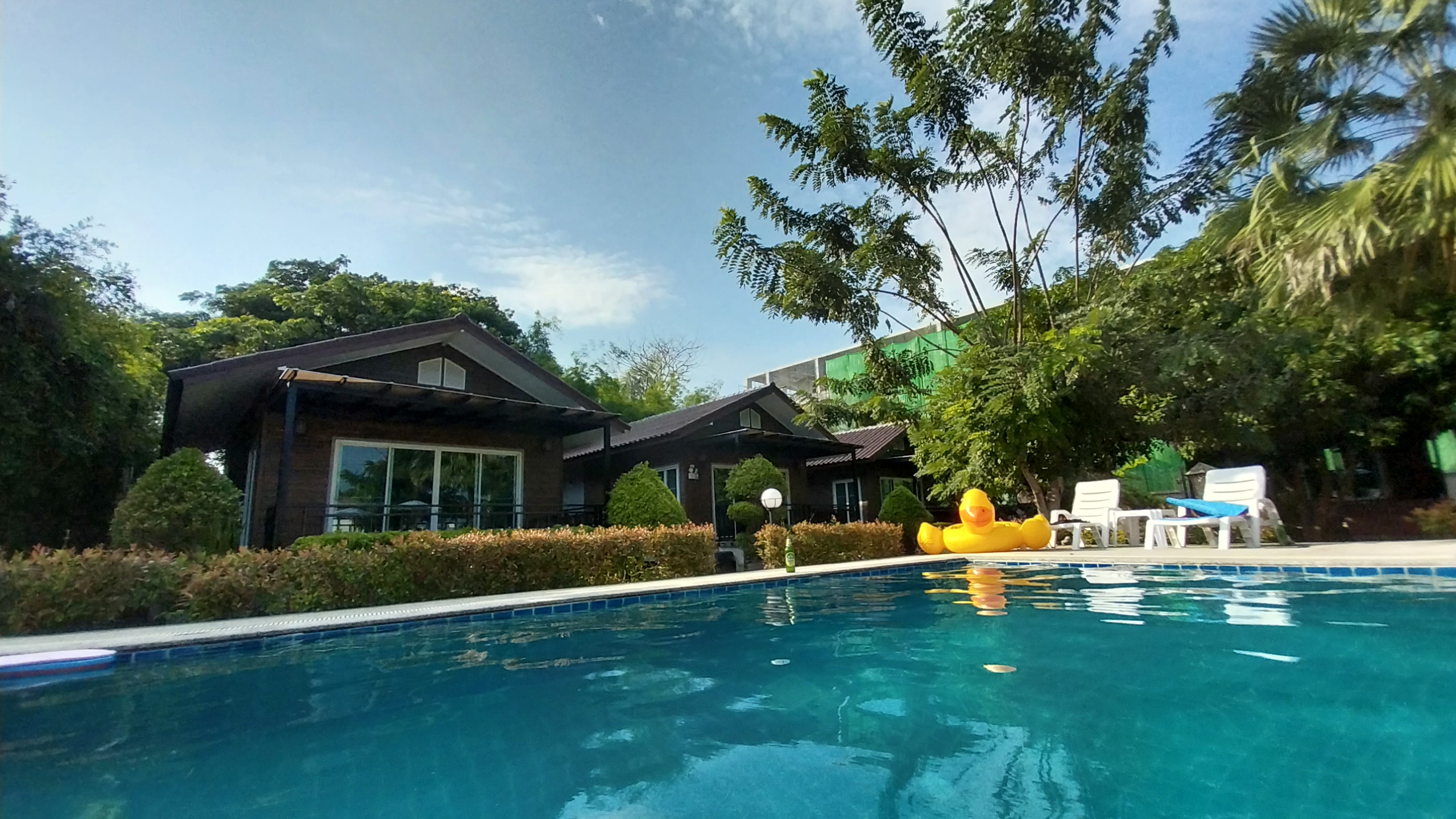 Monmai Resort