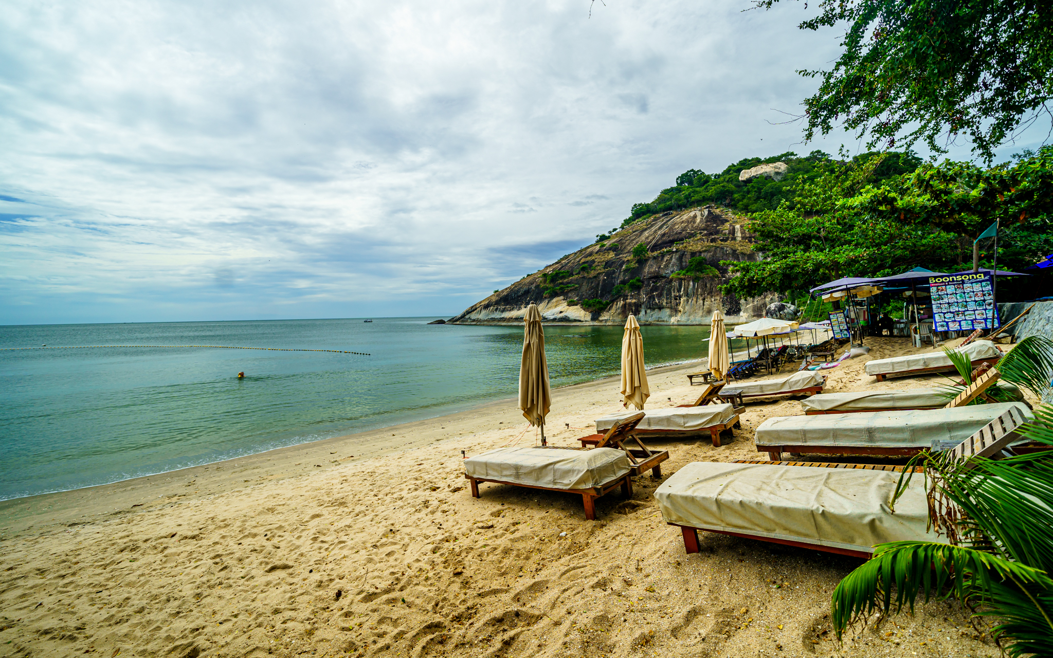 Sanae Beach Huahin